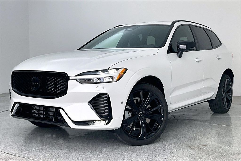New 2026 Volvo XC60 B5 Ultra Black Edition SUV
