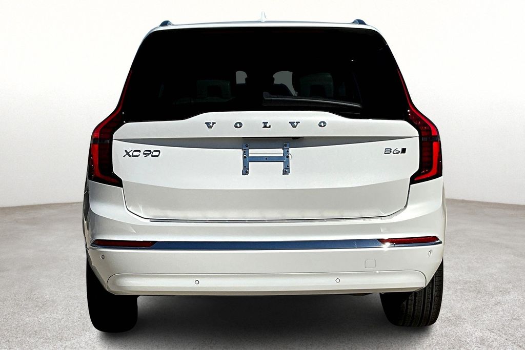 2026 Volvo XC90 photo 2
