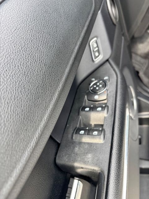 2020 Ford Expedition XLT - Photo 17