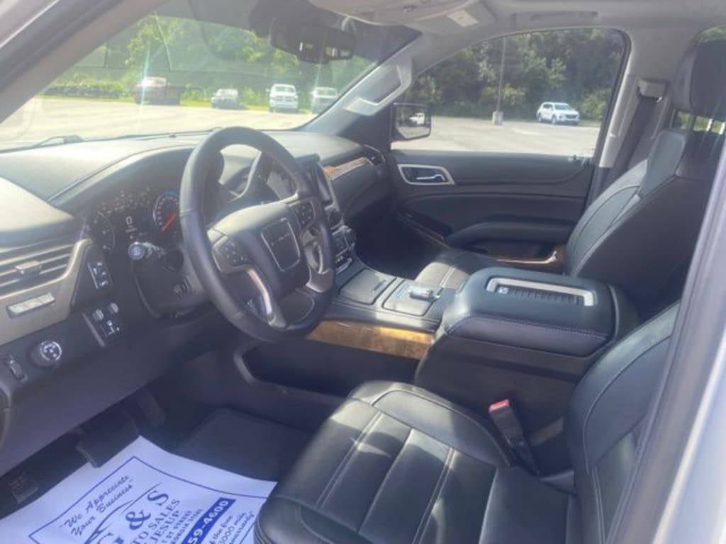Used 2017 GMC Yukon Denali SUV