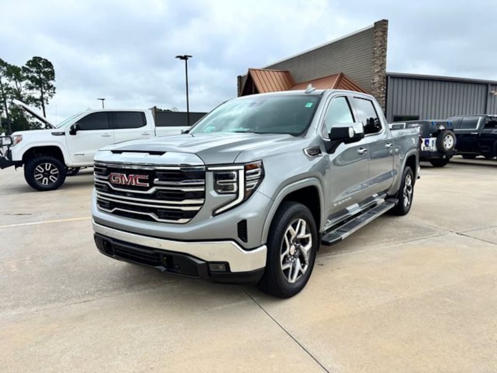 Used 2023 GMC Sierra 1500 SLT Truck