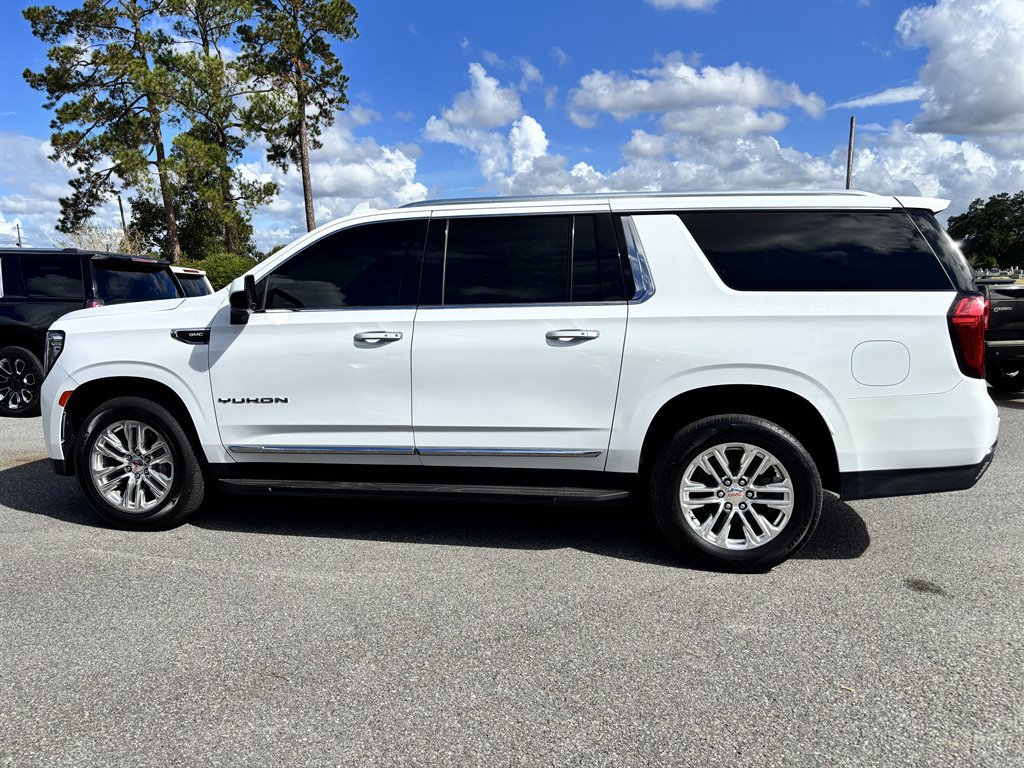 2021 Gmc Yukon XL SLT photo 2