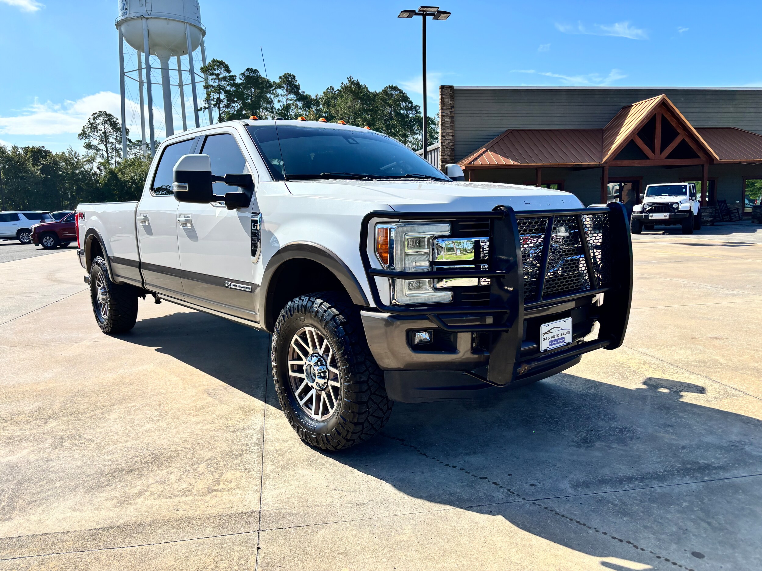 2017 Ford F-350 King Ranch photo 2