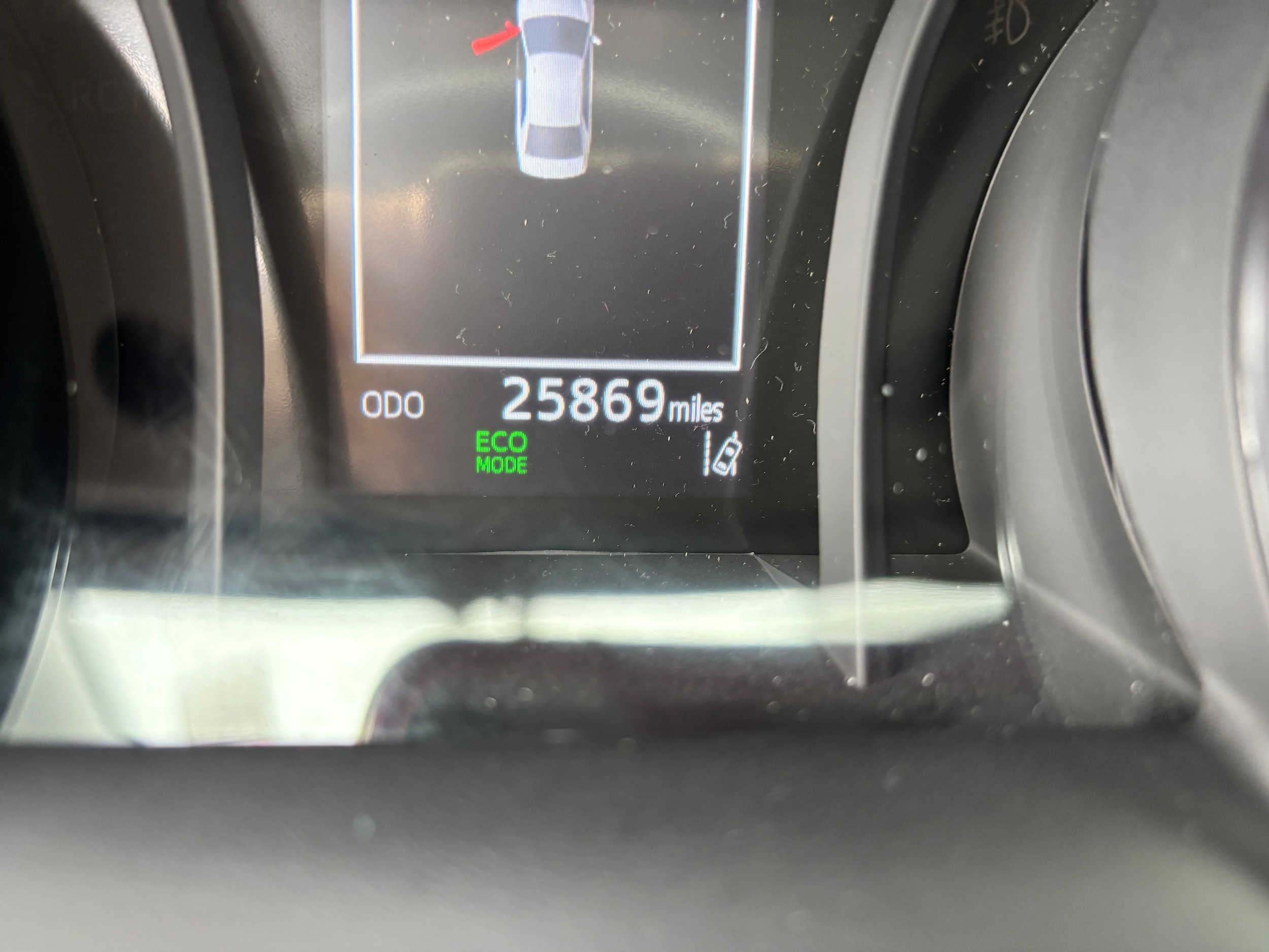2023 Toyota Camry SE photo 4