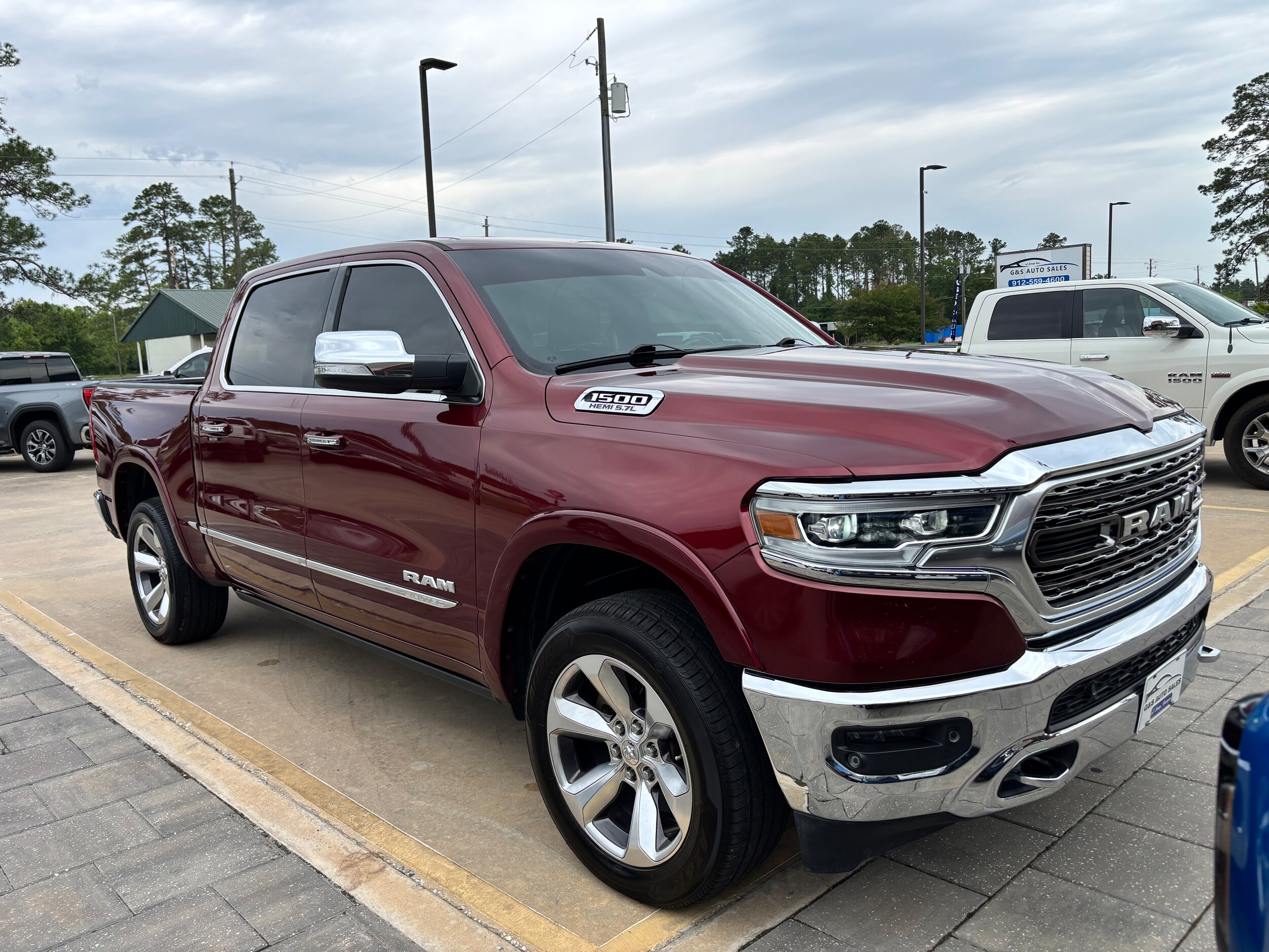 2019 Ram 1500 Limited photo 3