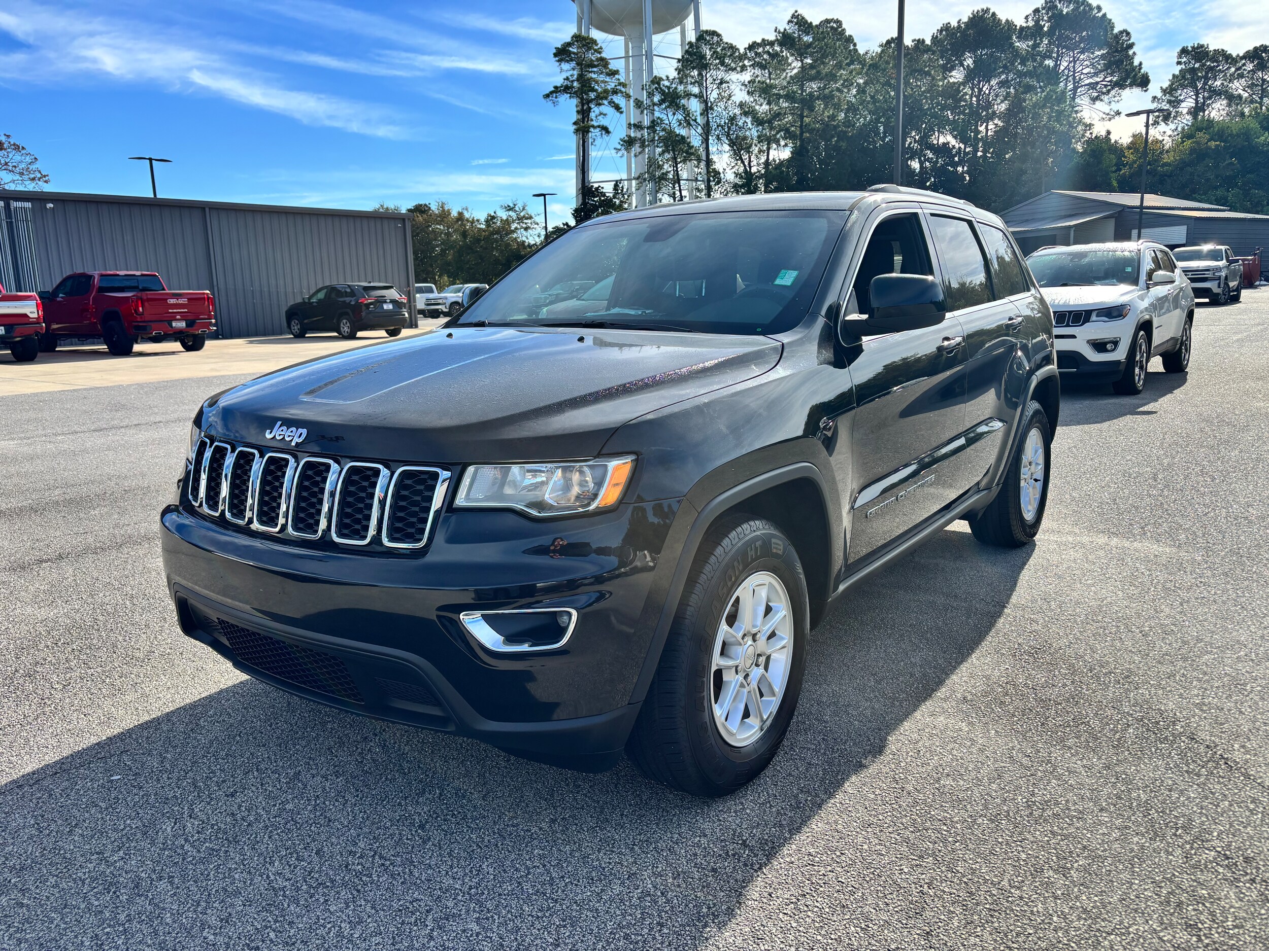2020 Jeep Grand Cherokee Laredo E's photo