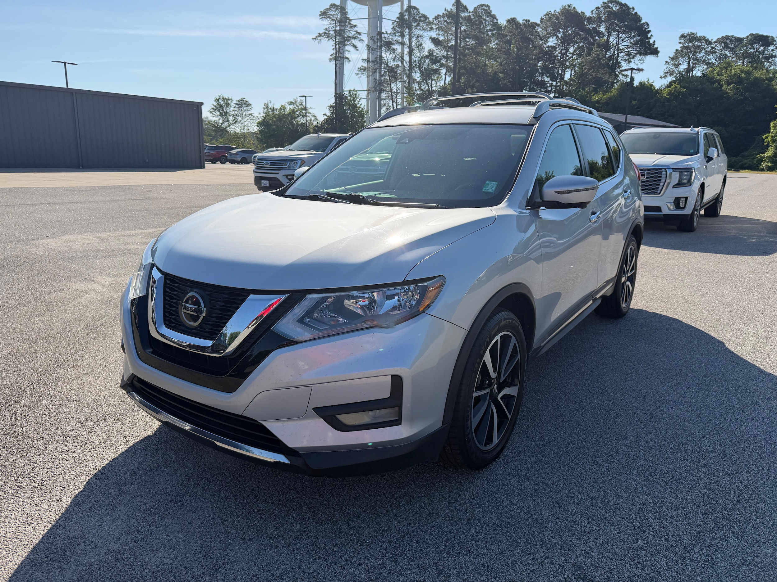 2020 Nissan Rogue SL