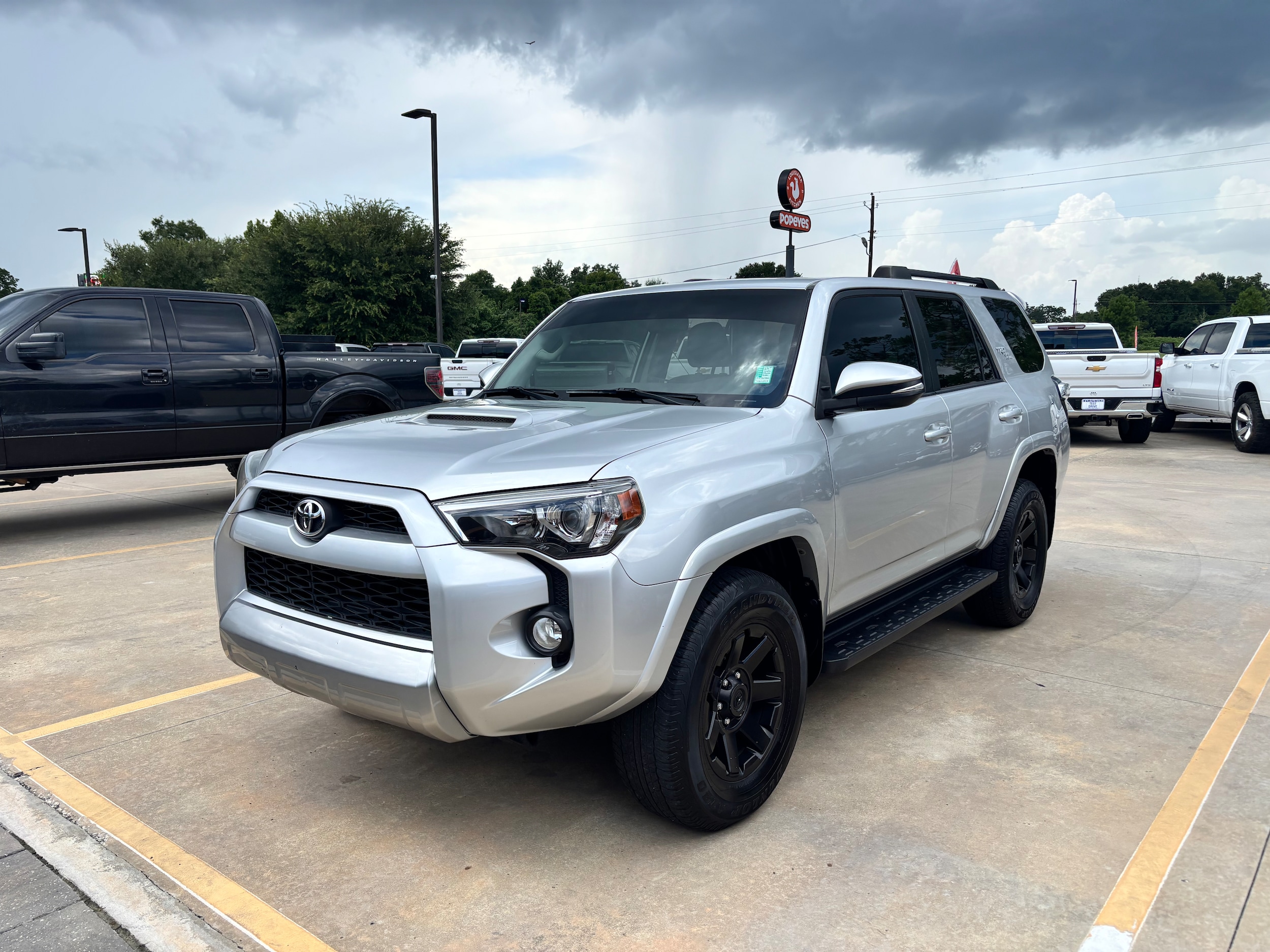 2019 Toyota 4Runner TRD Off-Road Premium's photo