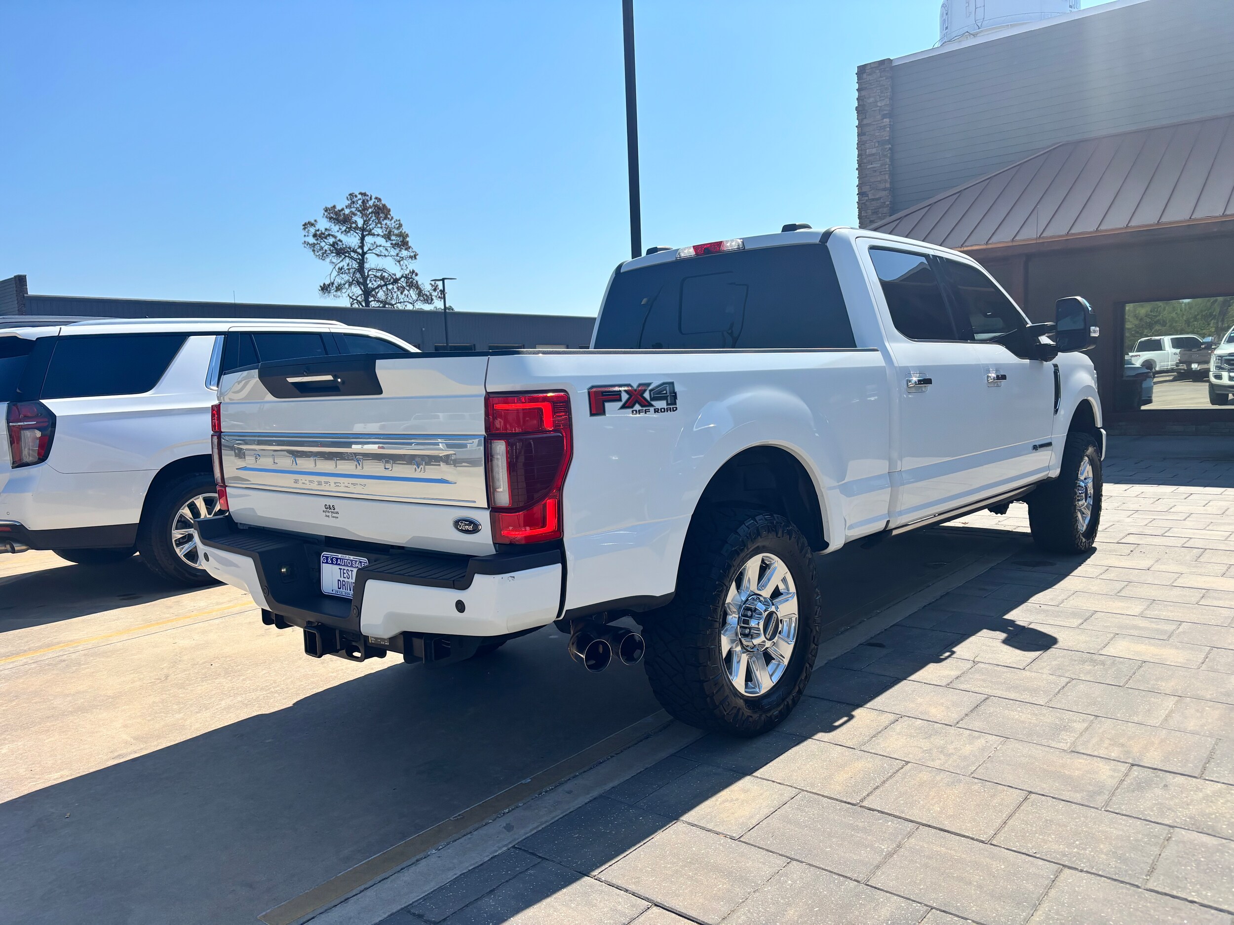 2020 Ford F-250 Platinum photo 4