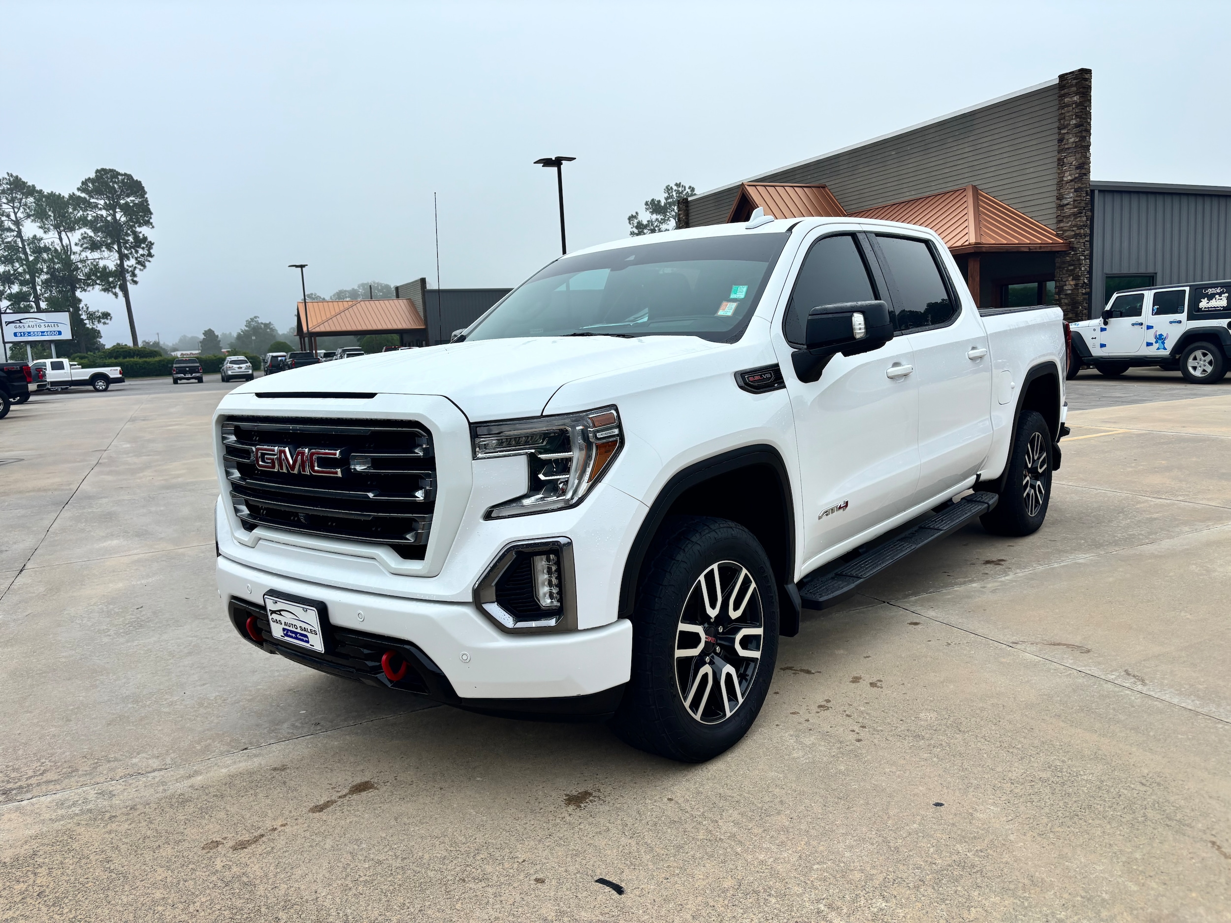 2019 GMC Sierra 1500 AT4's photo