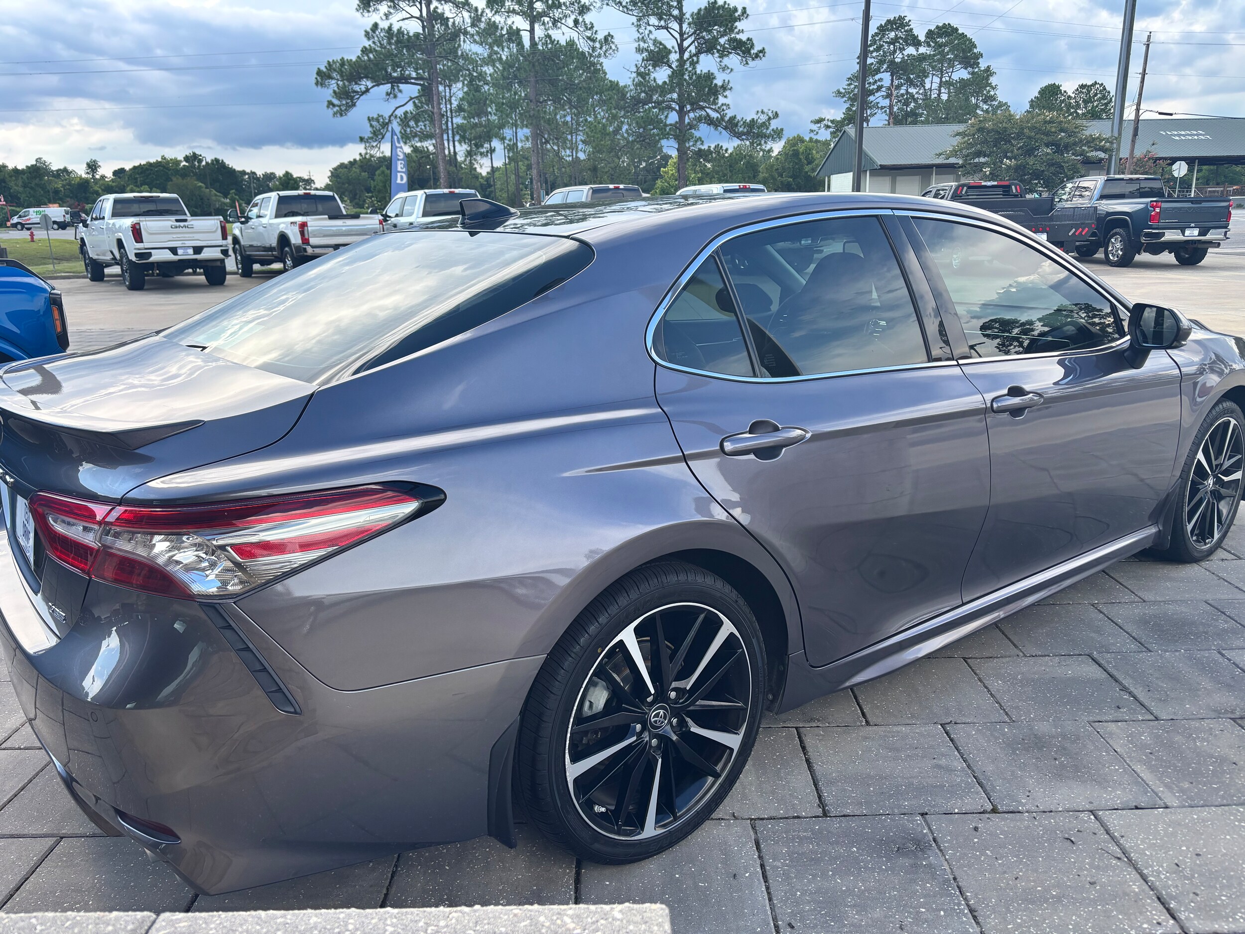 2018 Toyota Camry XSE photo 4