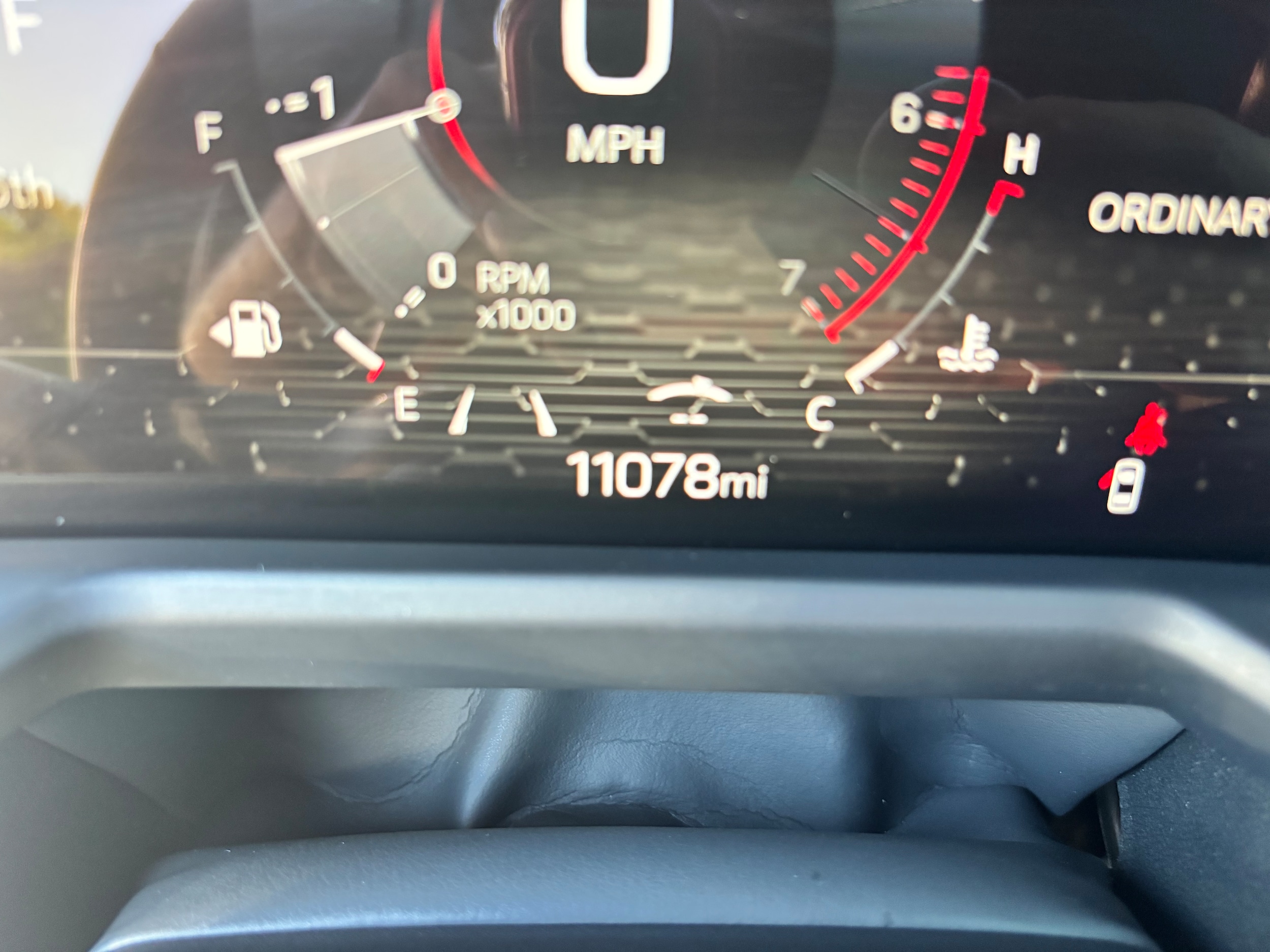 2024 Gmc Acadia Elevation photo 2