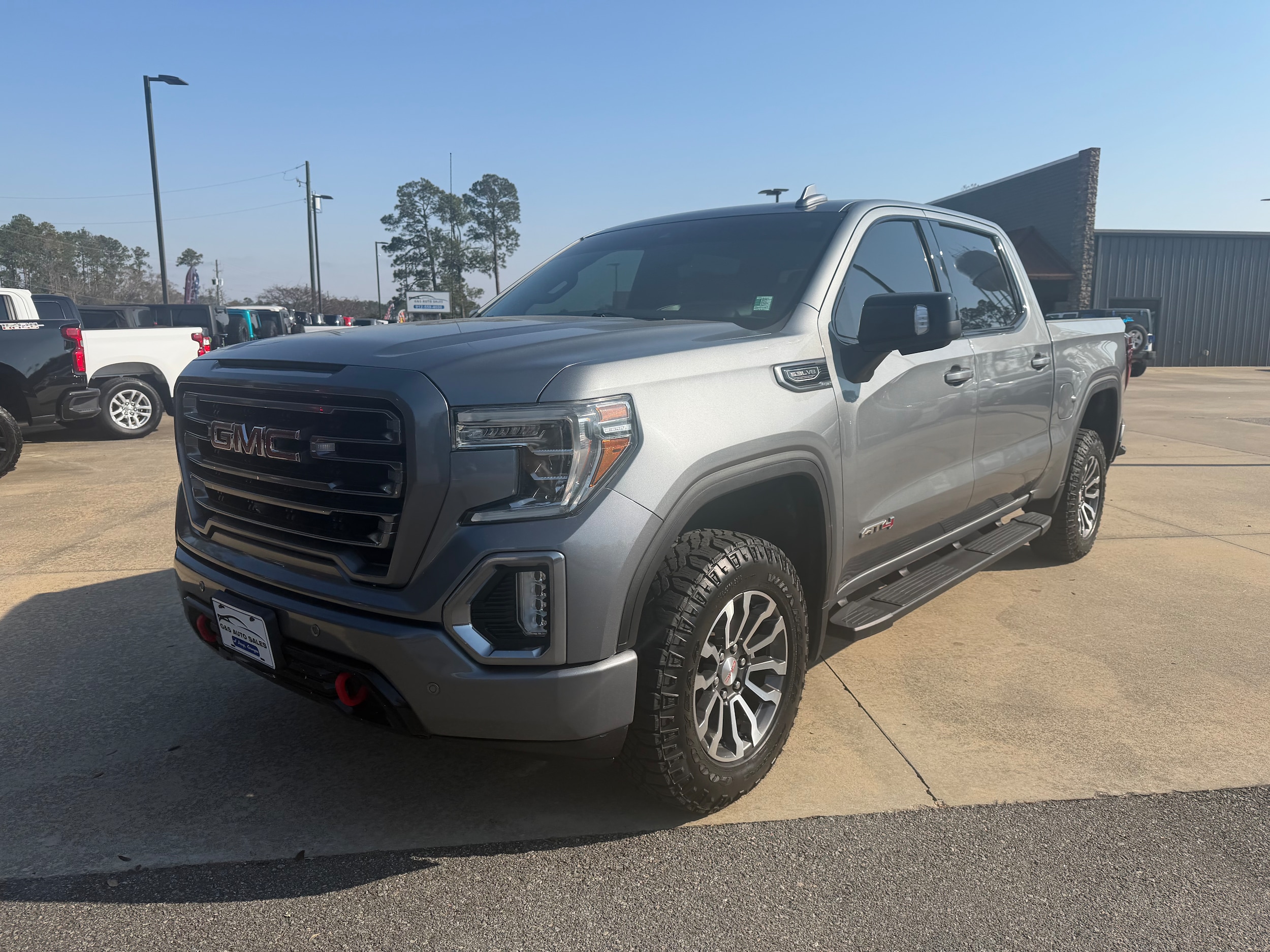2019 GMC Sierra 4WD Crew Cab Short Box AT4's photo