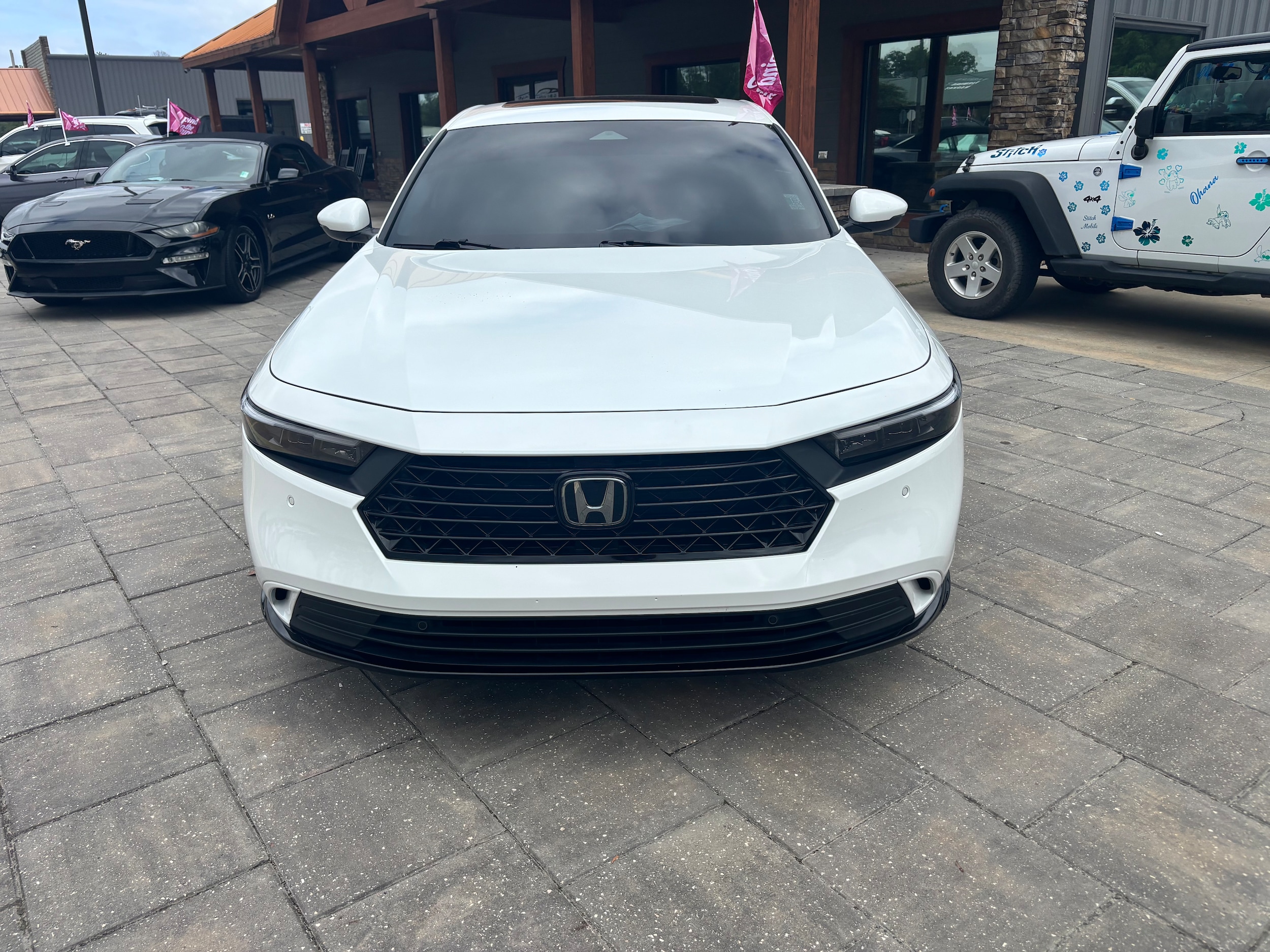 2024 Honda Accord Hybrid EX-L photo 2