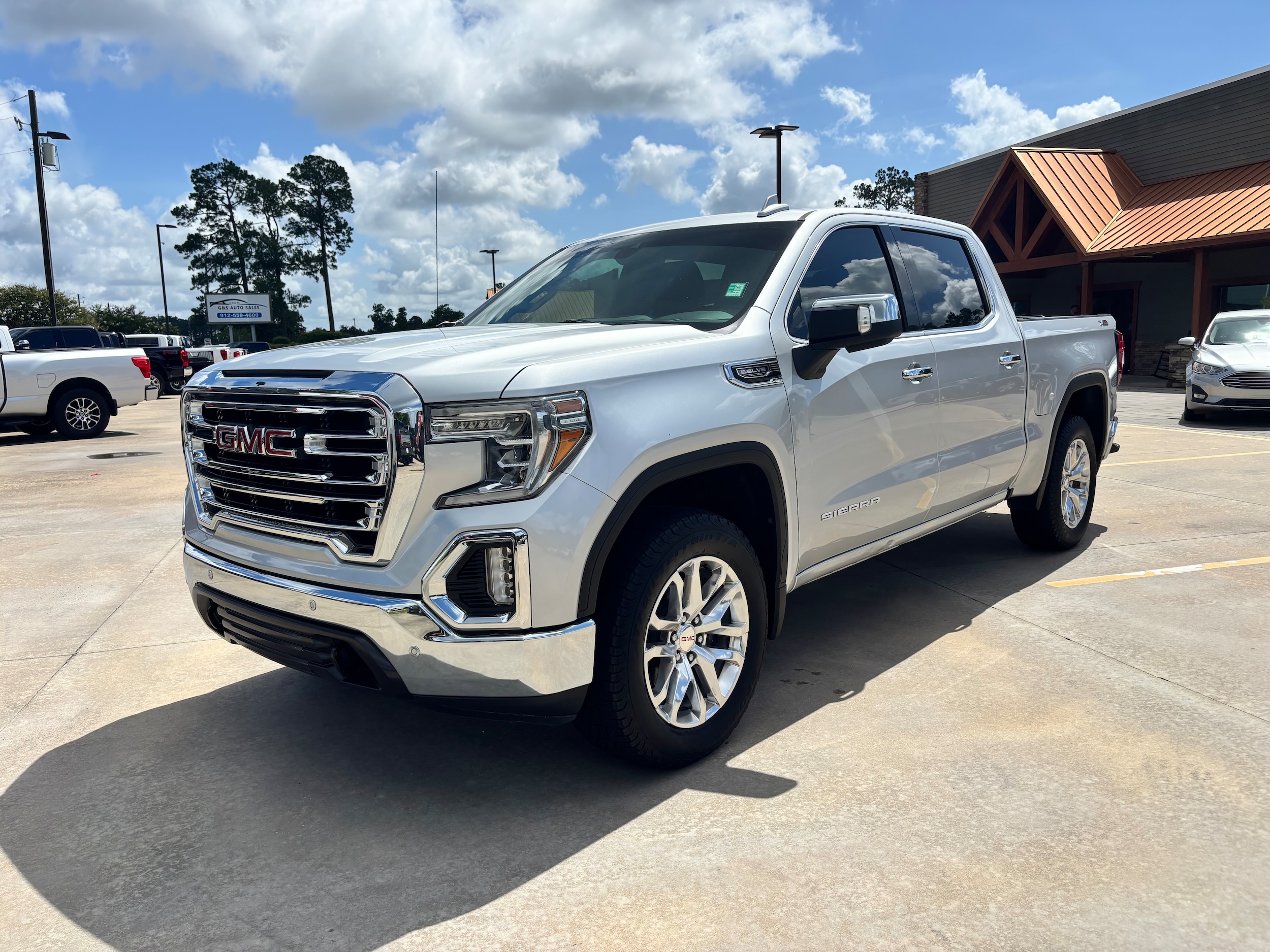 2020 GMC Sierra 1500 SLT's photo
