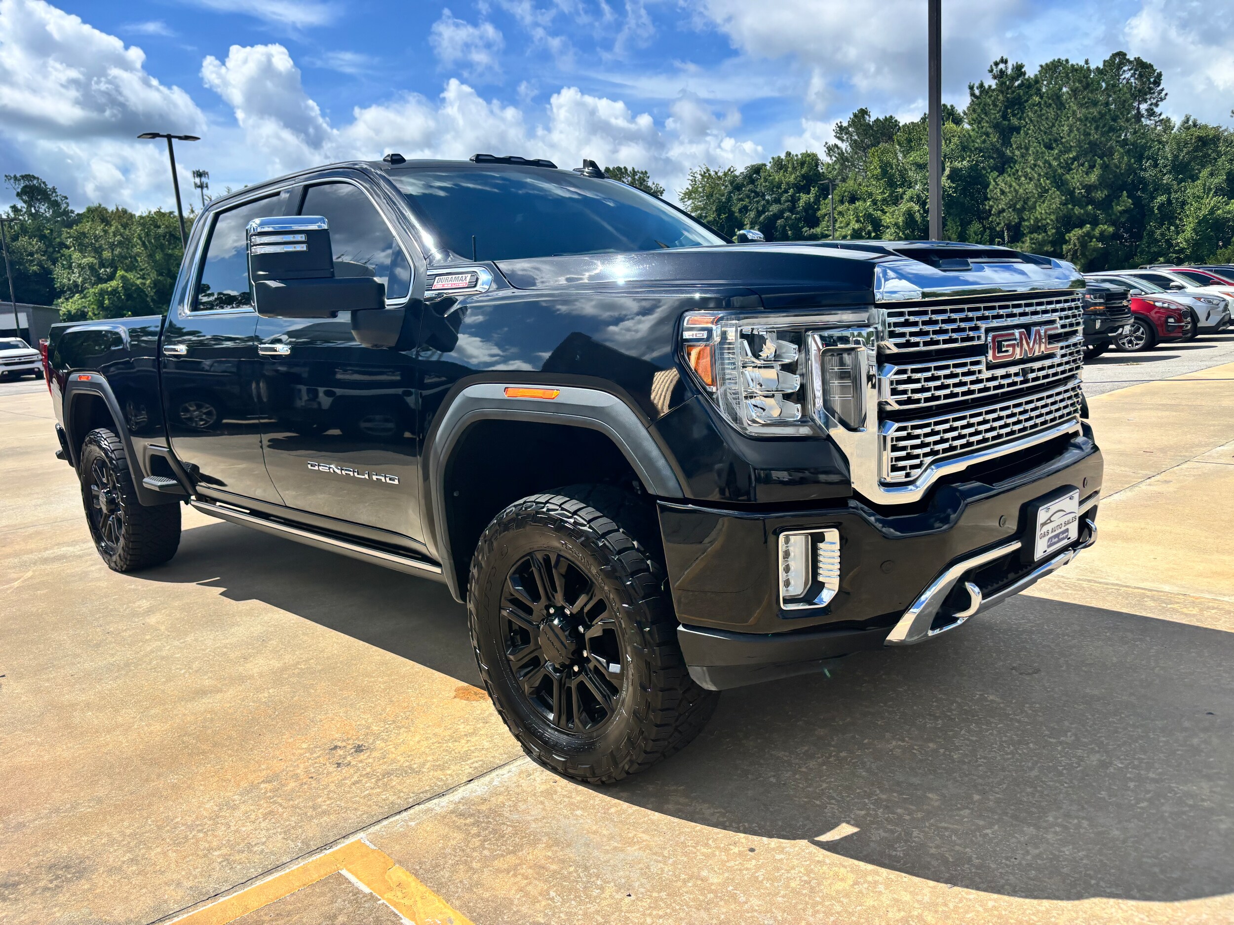 2021 Gmc Sierra 2500 HD Denali photo 2