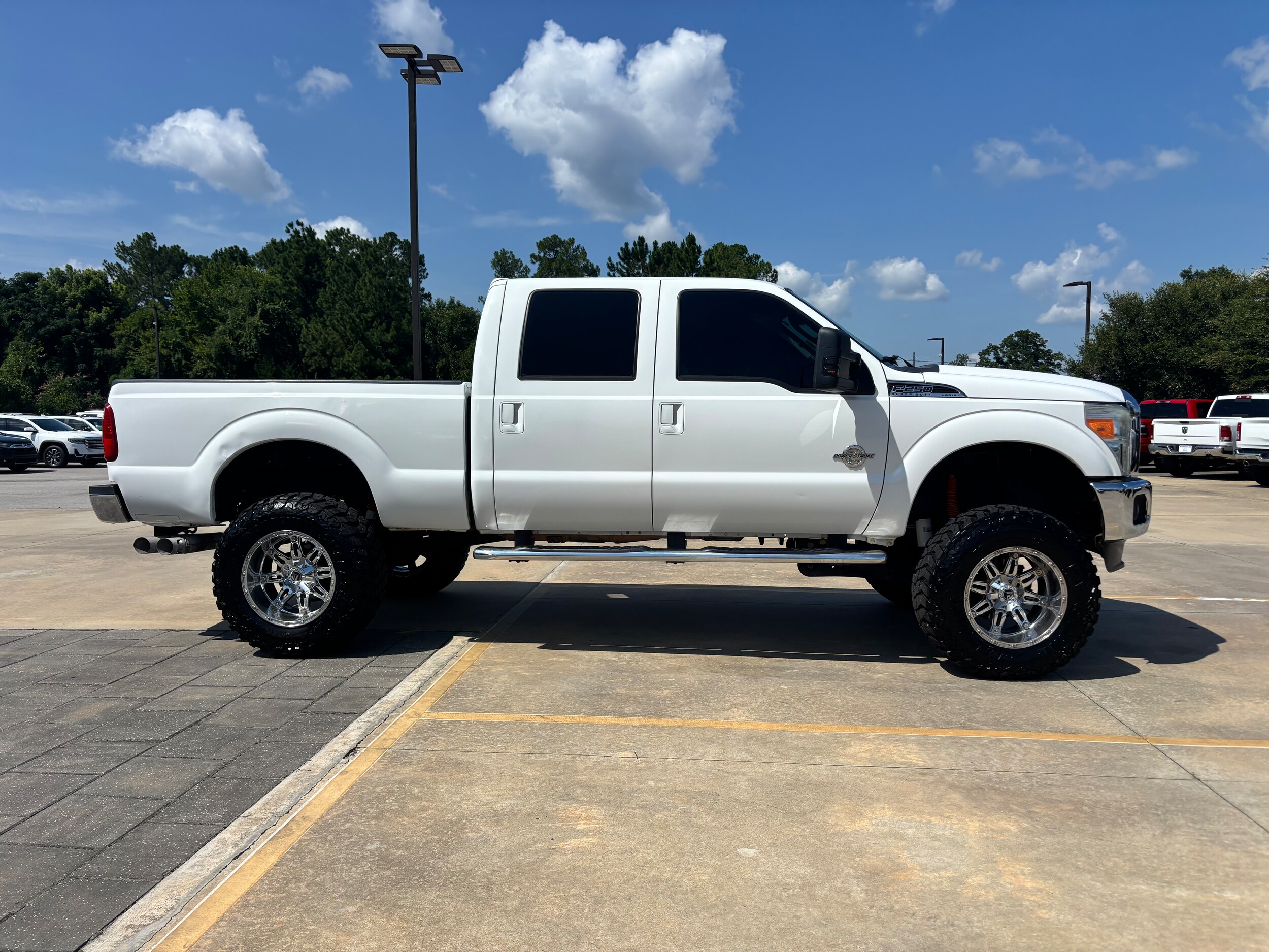 2012 Ford F-250 Lariat photo 4