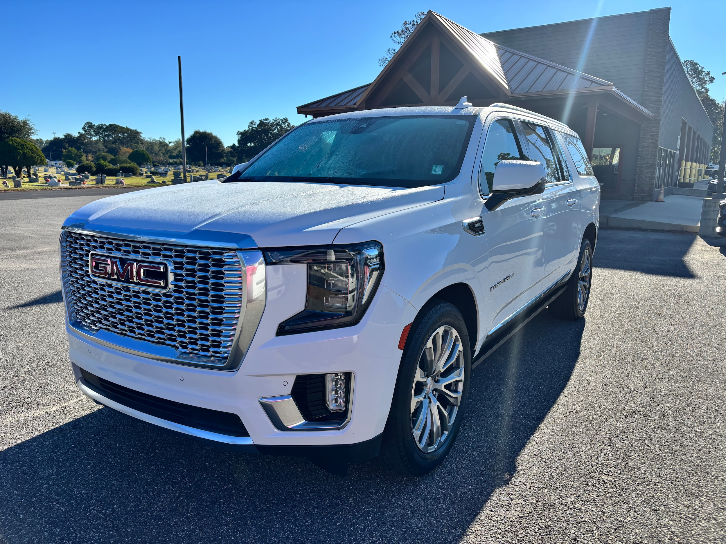 2021 GMC Yukon XL Denali's photo