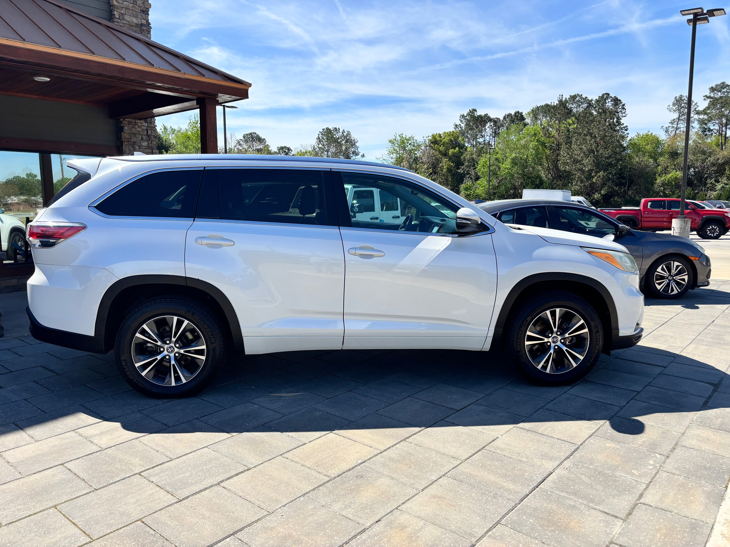 2016 Toyota Highlander XLE photo 4