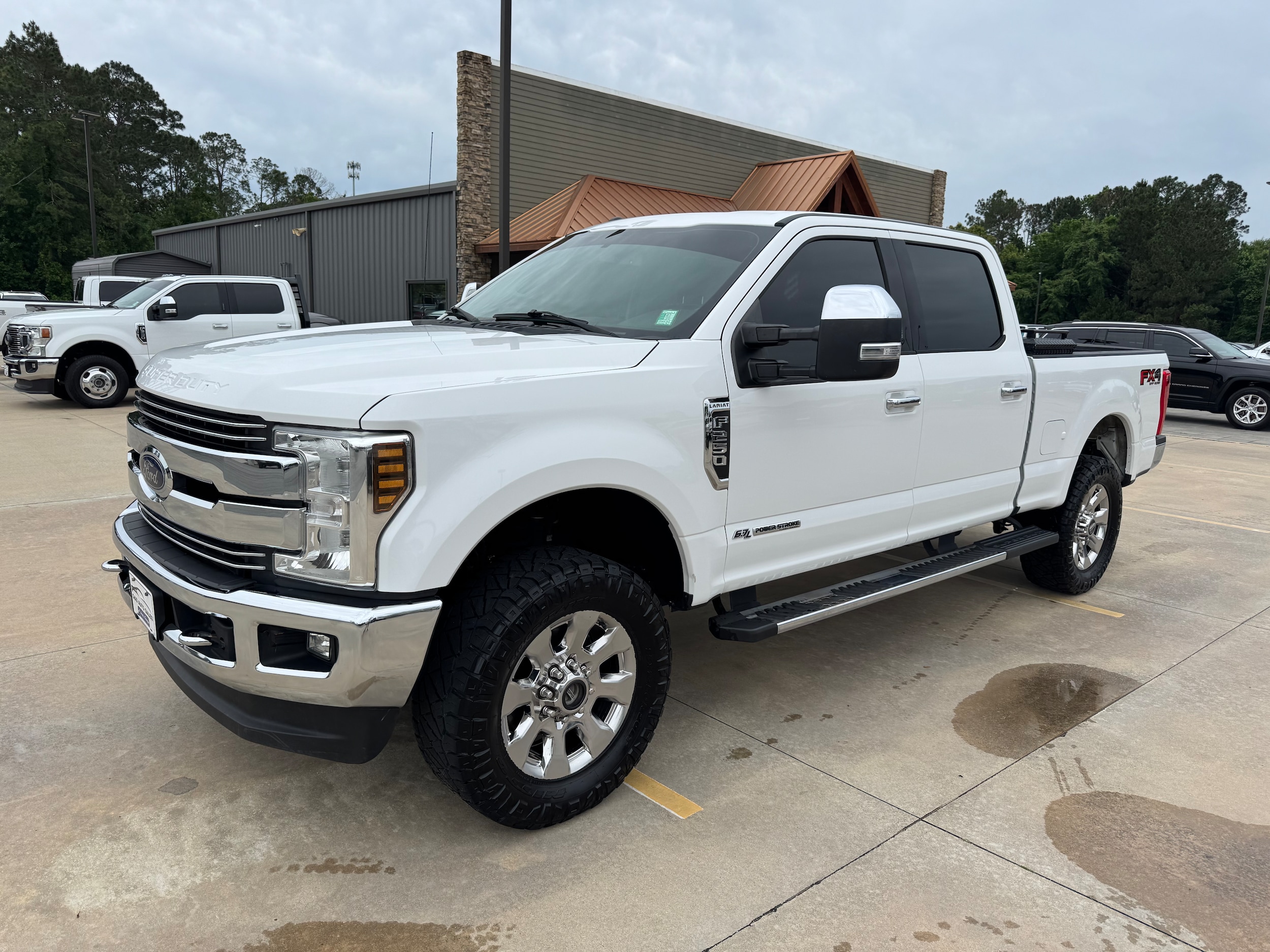 2018 Ford F-250 Lariat 4x4 Crew Cab 8' Box's photo