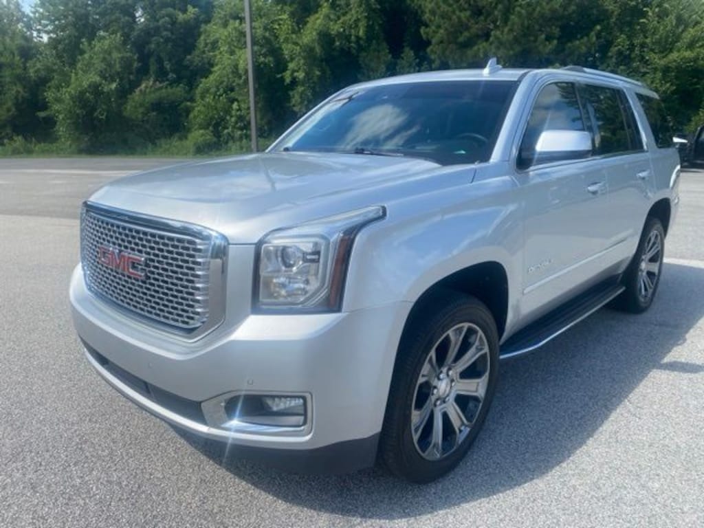Used 2017 GMC Yukon Denali SUV