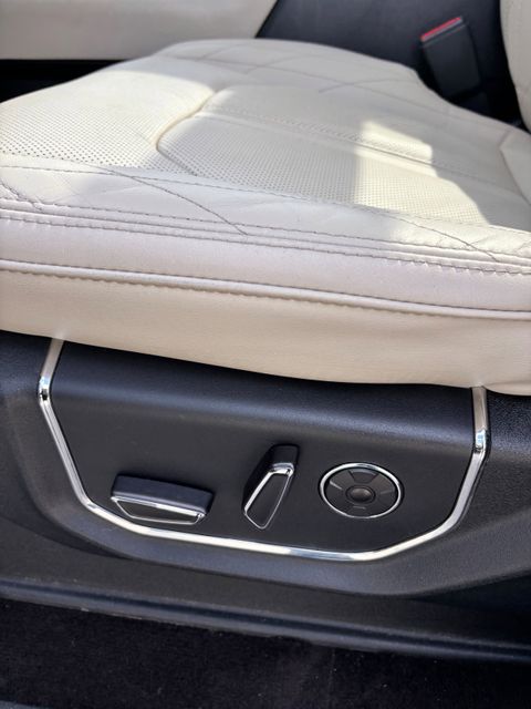 2021 Ford Expedition Platinum - Photo 18