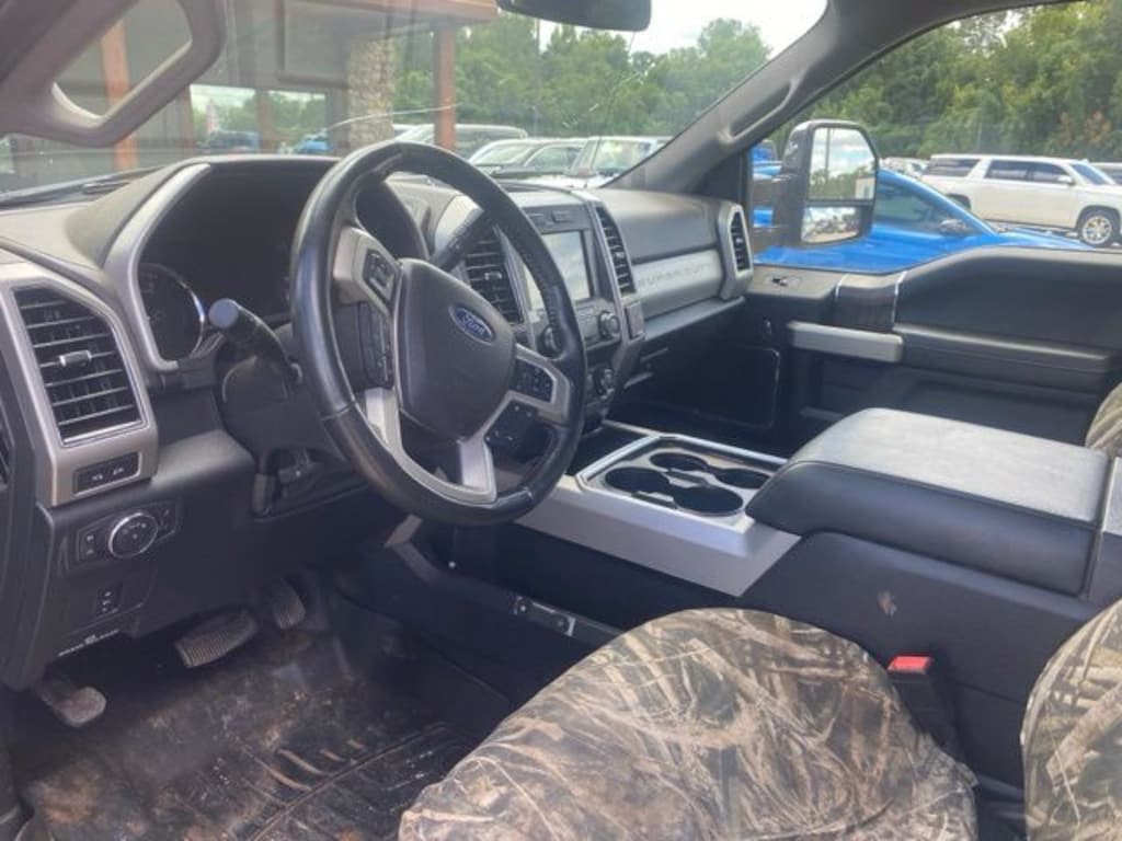 Used 2019 Ford F-250SD Lariat Truck