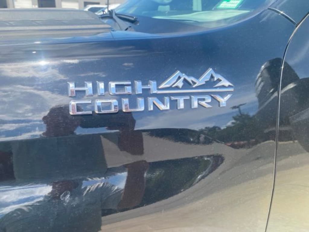 Used 2022 Chevrolet Silverado 3500HD High Country Truck