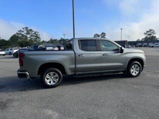 2023 Chevrolet Silverado 1500 LT - Photo 9