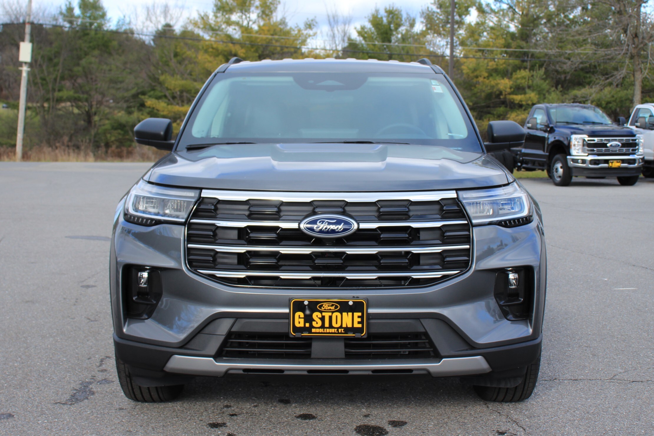 2026 Ford Explorer photo 2