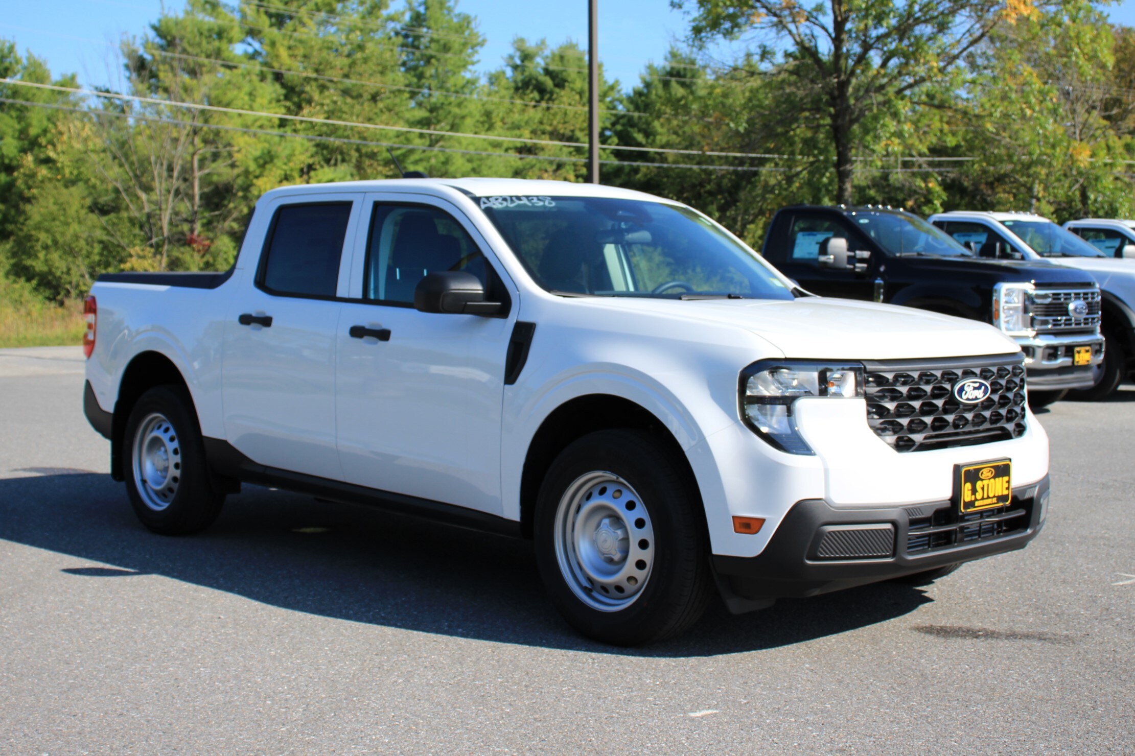 2025 Ford Maverick XL photo 3