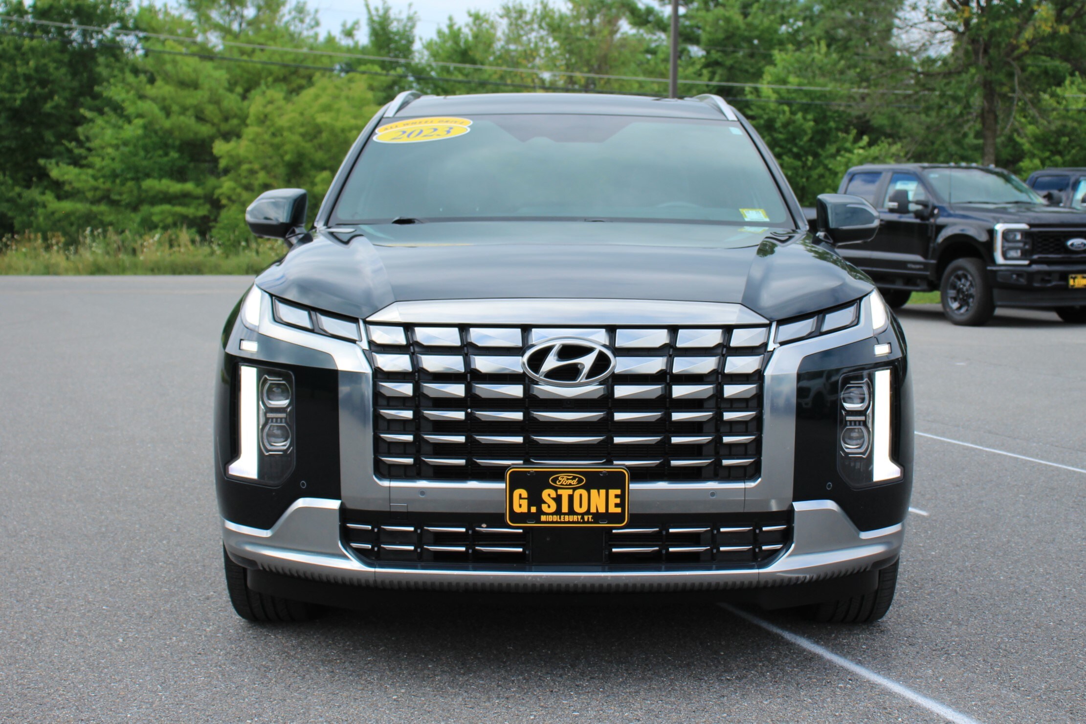 Used 2023 Hyundai Palisade Calligraphy with VIN KM8R7DGE2PU523434 for sale in Middlebury, VT