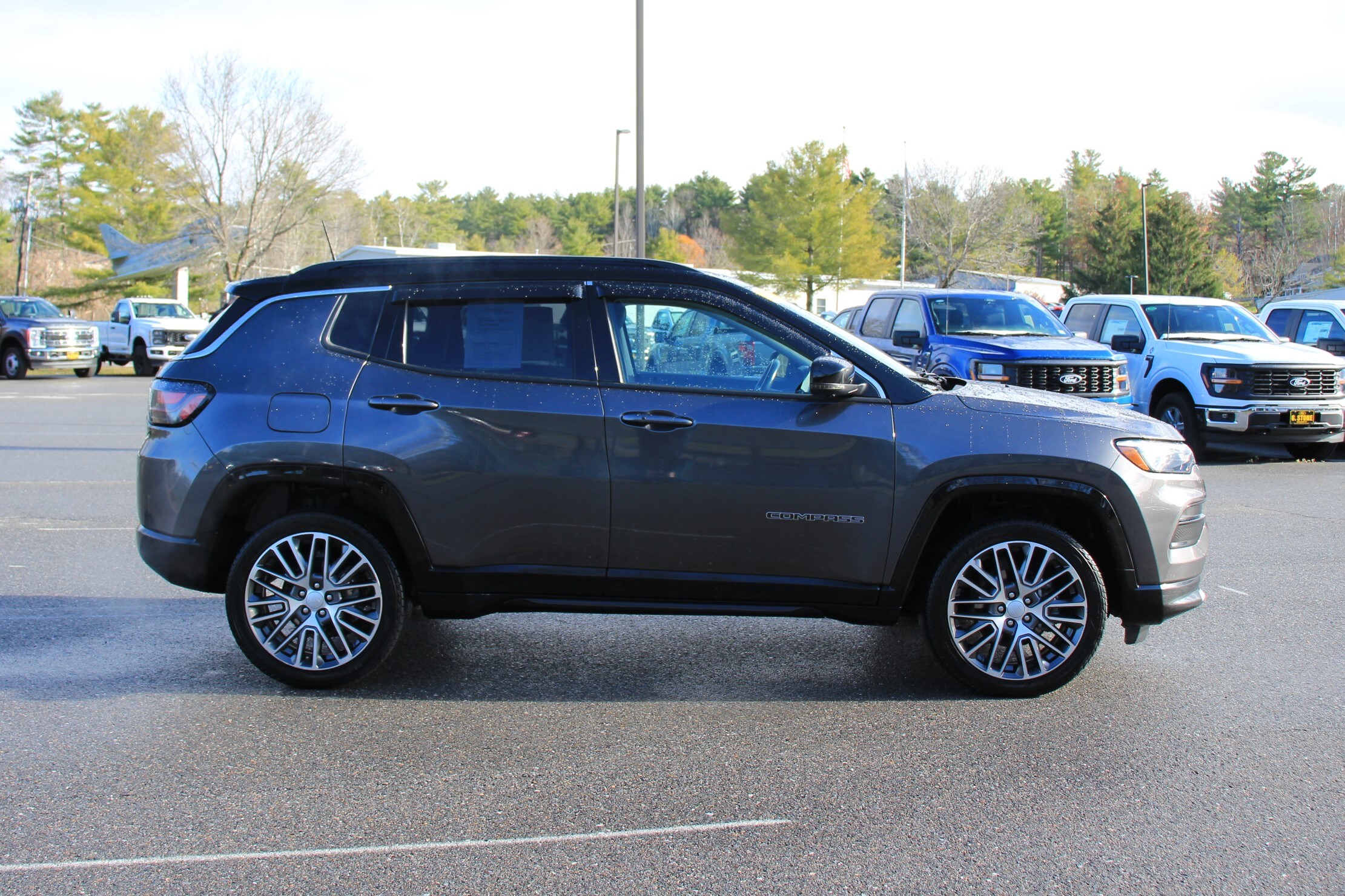 2022 Jeep Compass Limited photo 4