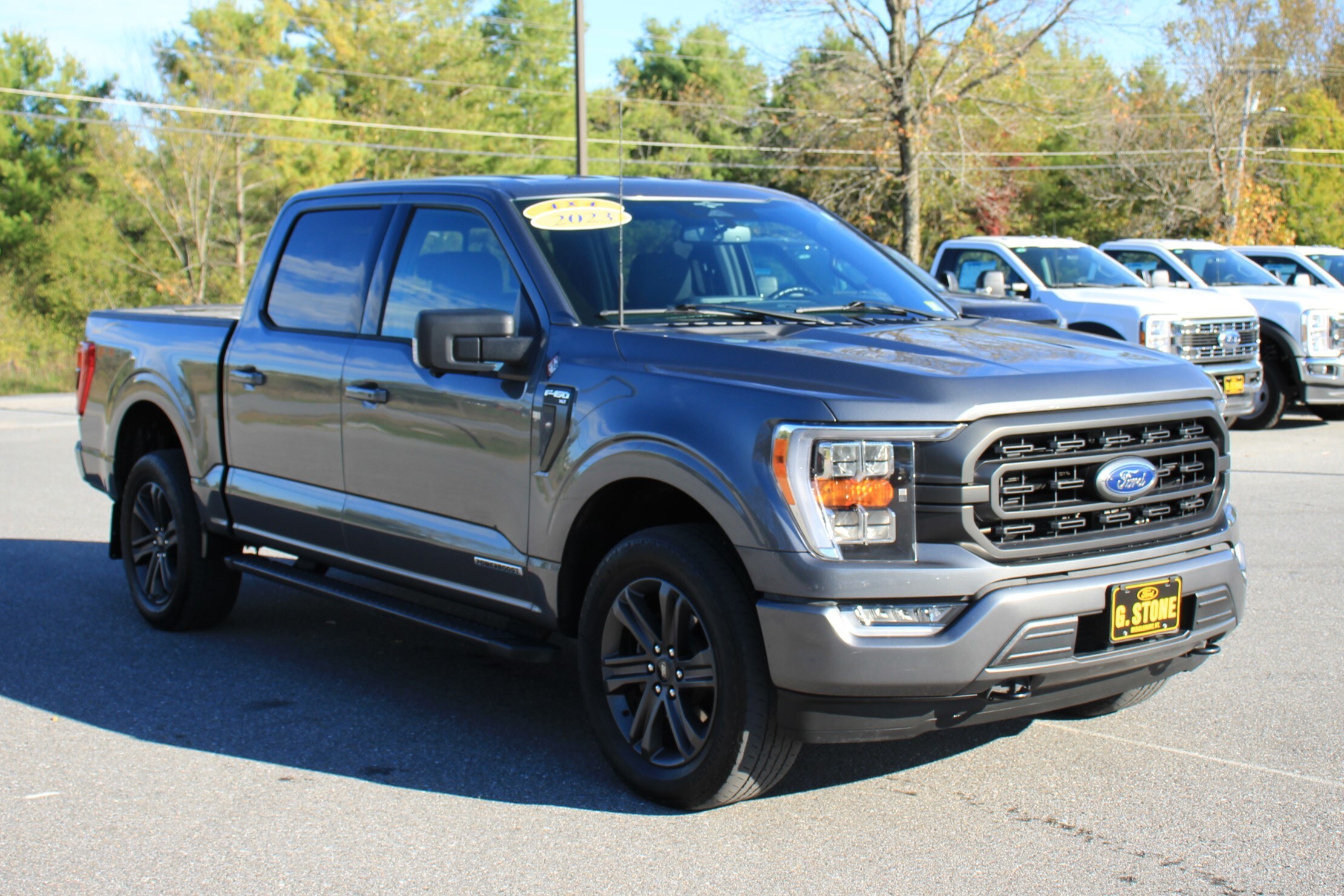2023 Ford F-150 XLT photo 2