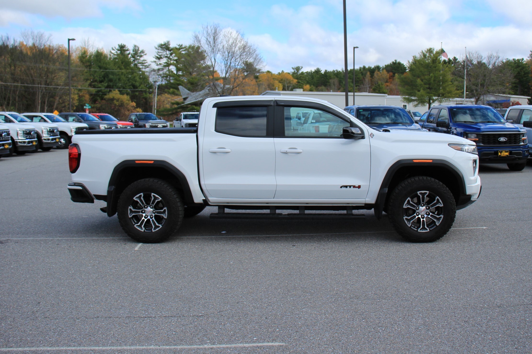 2024 Gmc Canyon AT4 photo 4