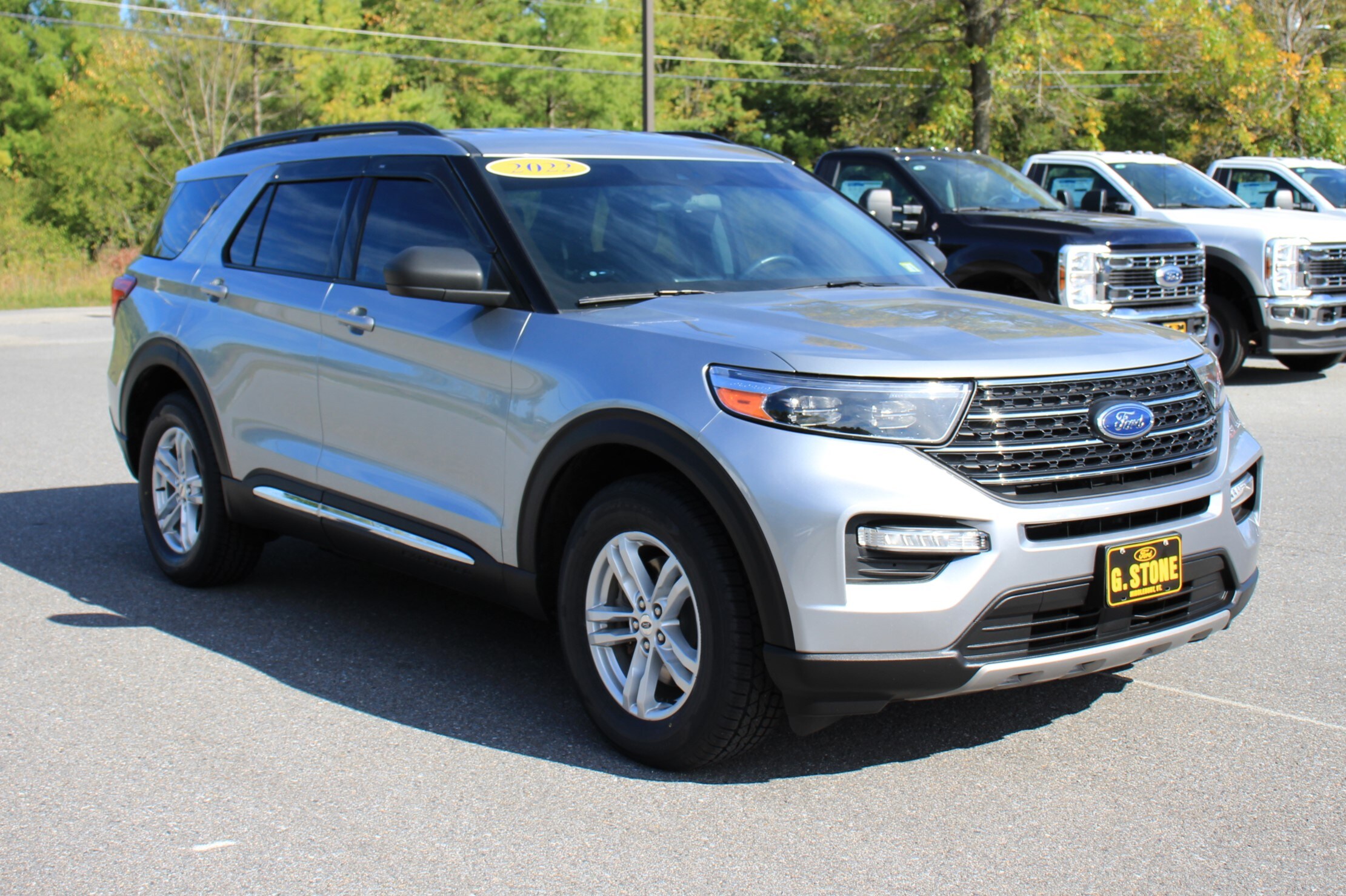 2022 Ford Explorer XLT photo 2