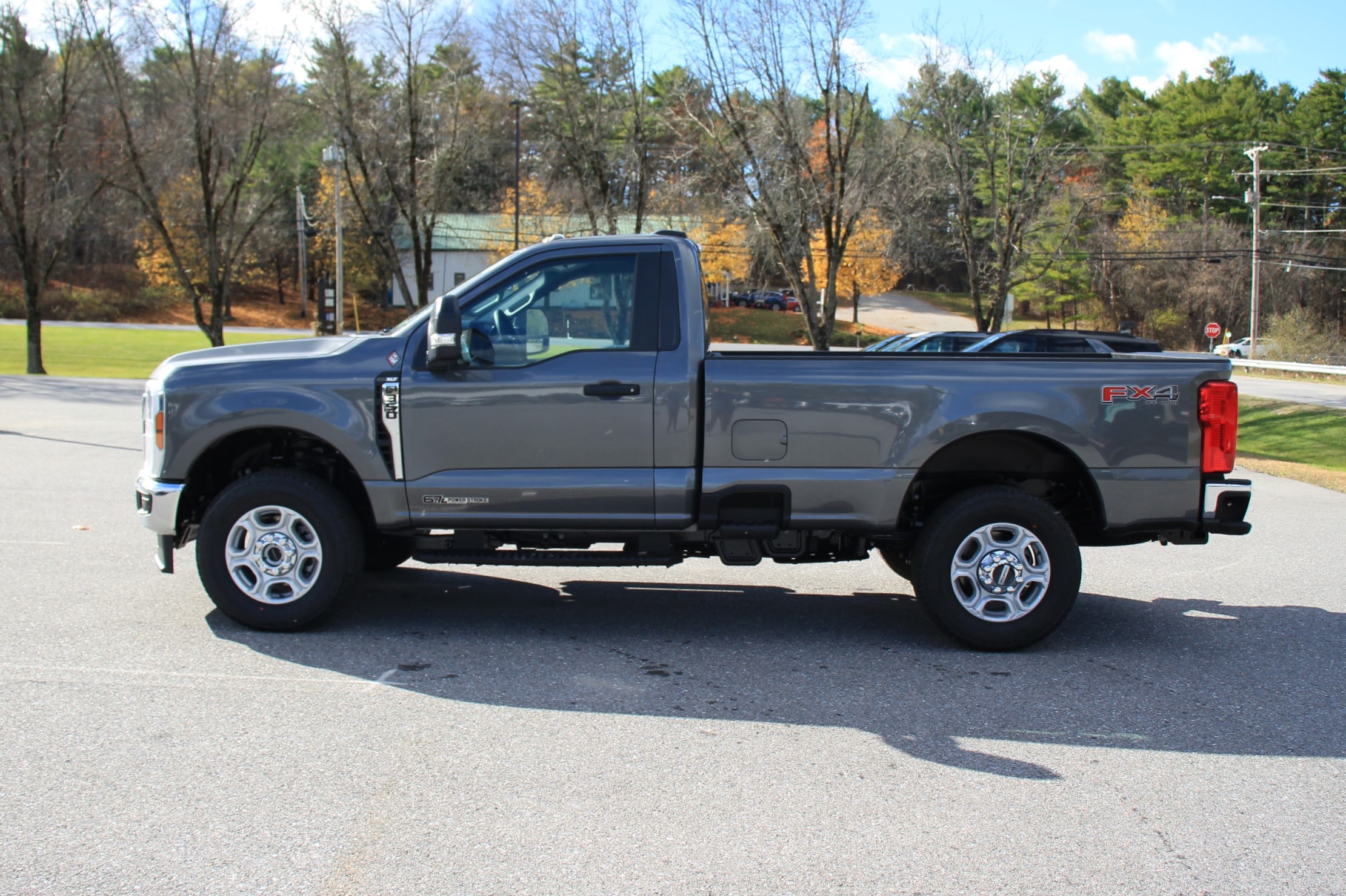 2026 Ford F-350 Super Duty XLT - Photo 7