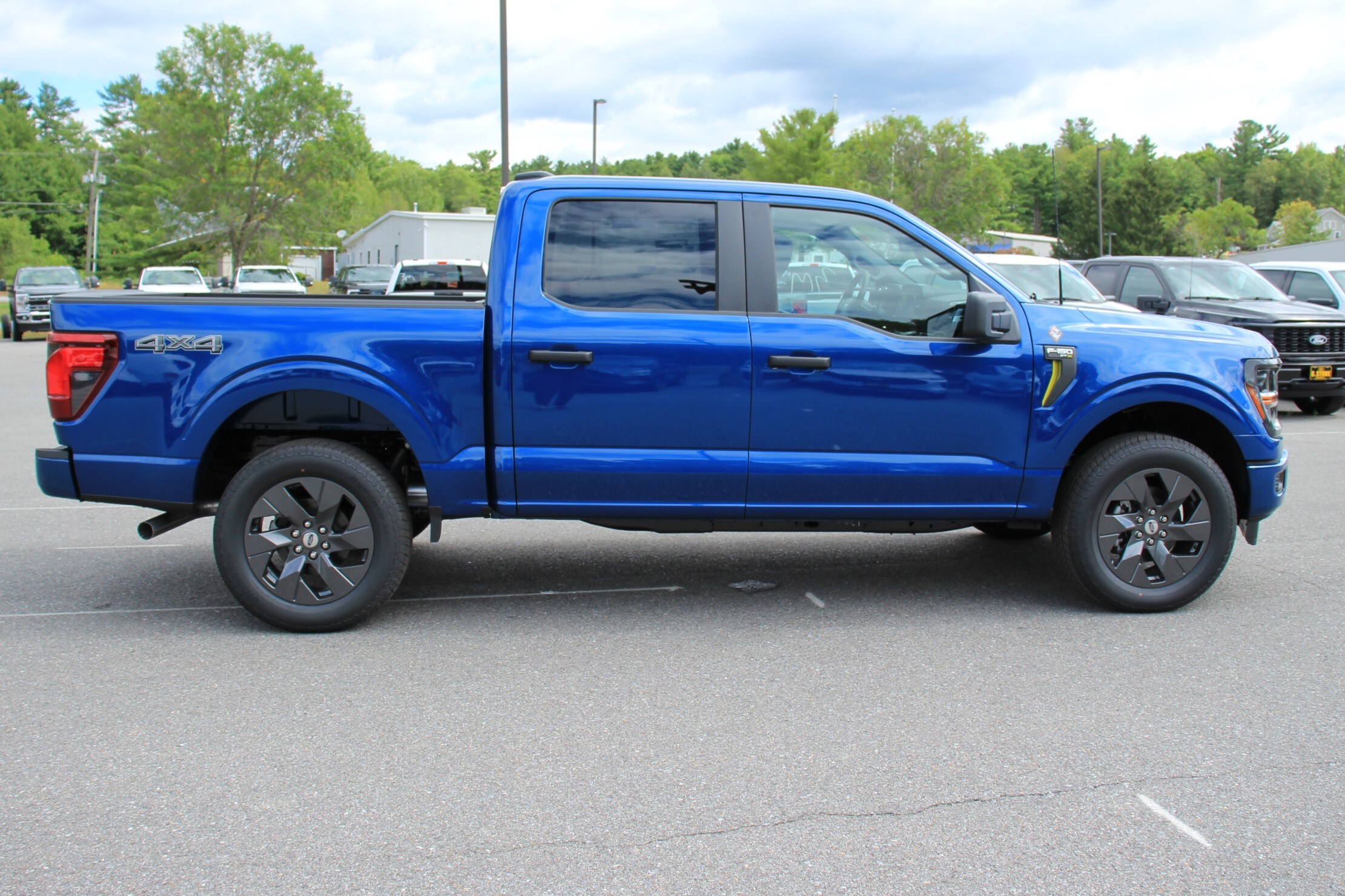 2025 Ford F-150 STX photo 4