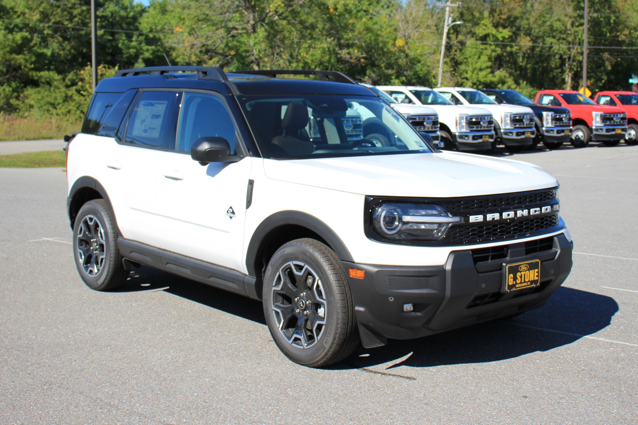 2025 Ford Bronco Sport Outer Banks photo 3