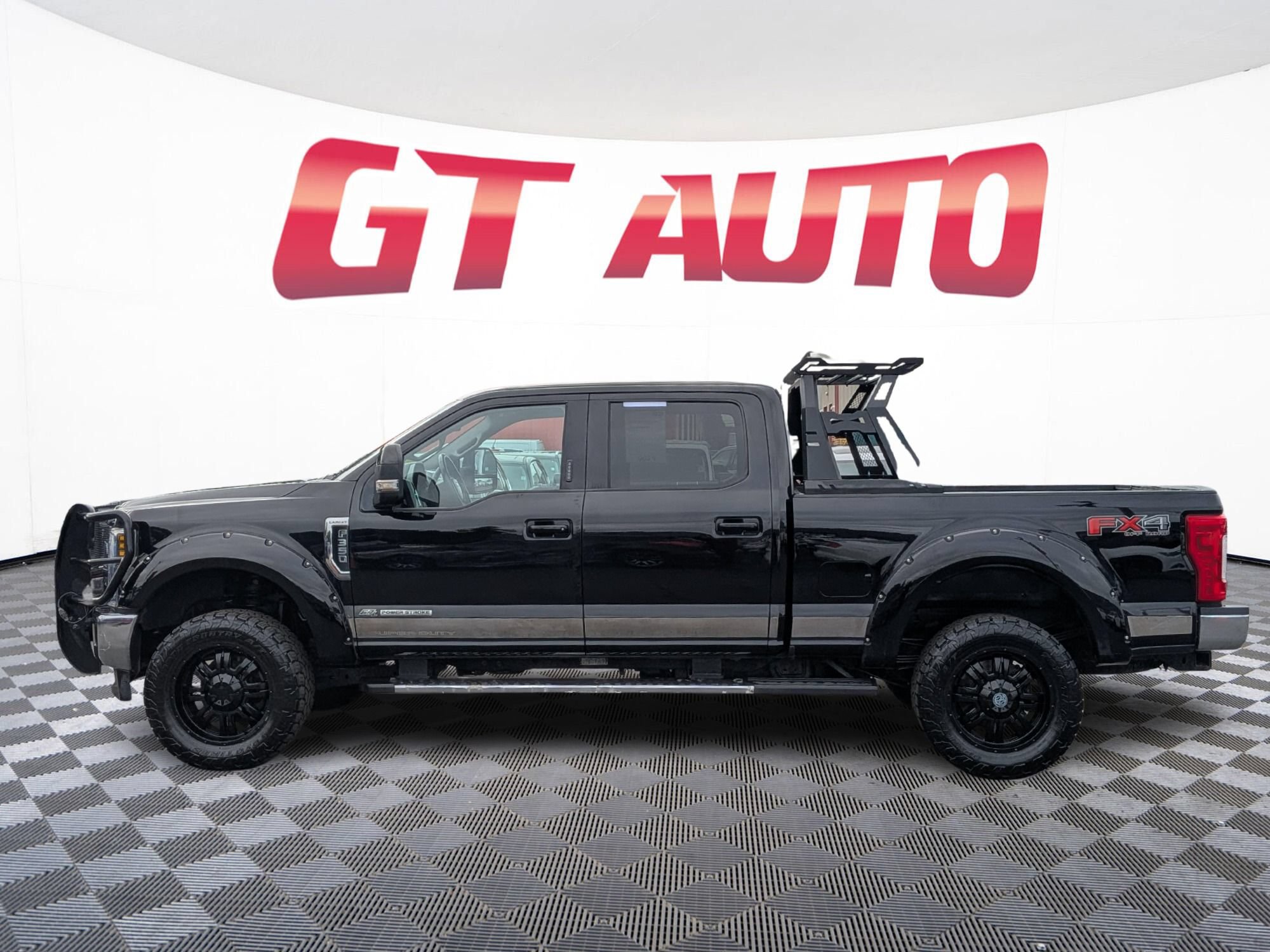 Used 2018 Ford Super Duty F-350 SRW LARIAT