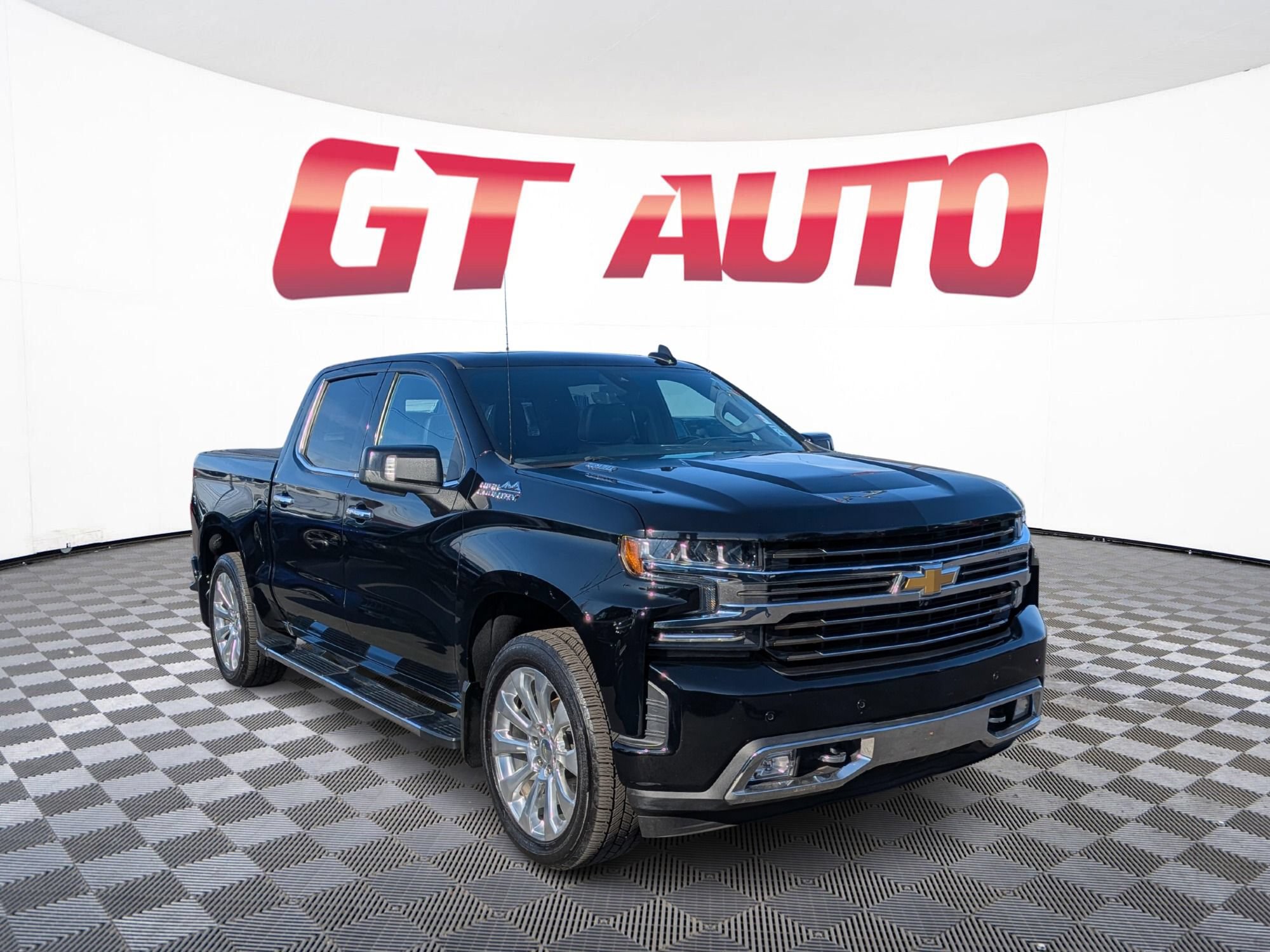 Used 2020 Chevrolet Silverado 1500 High Country 4WD Crew Cab 147 High Country