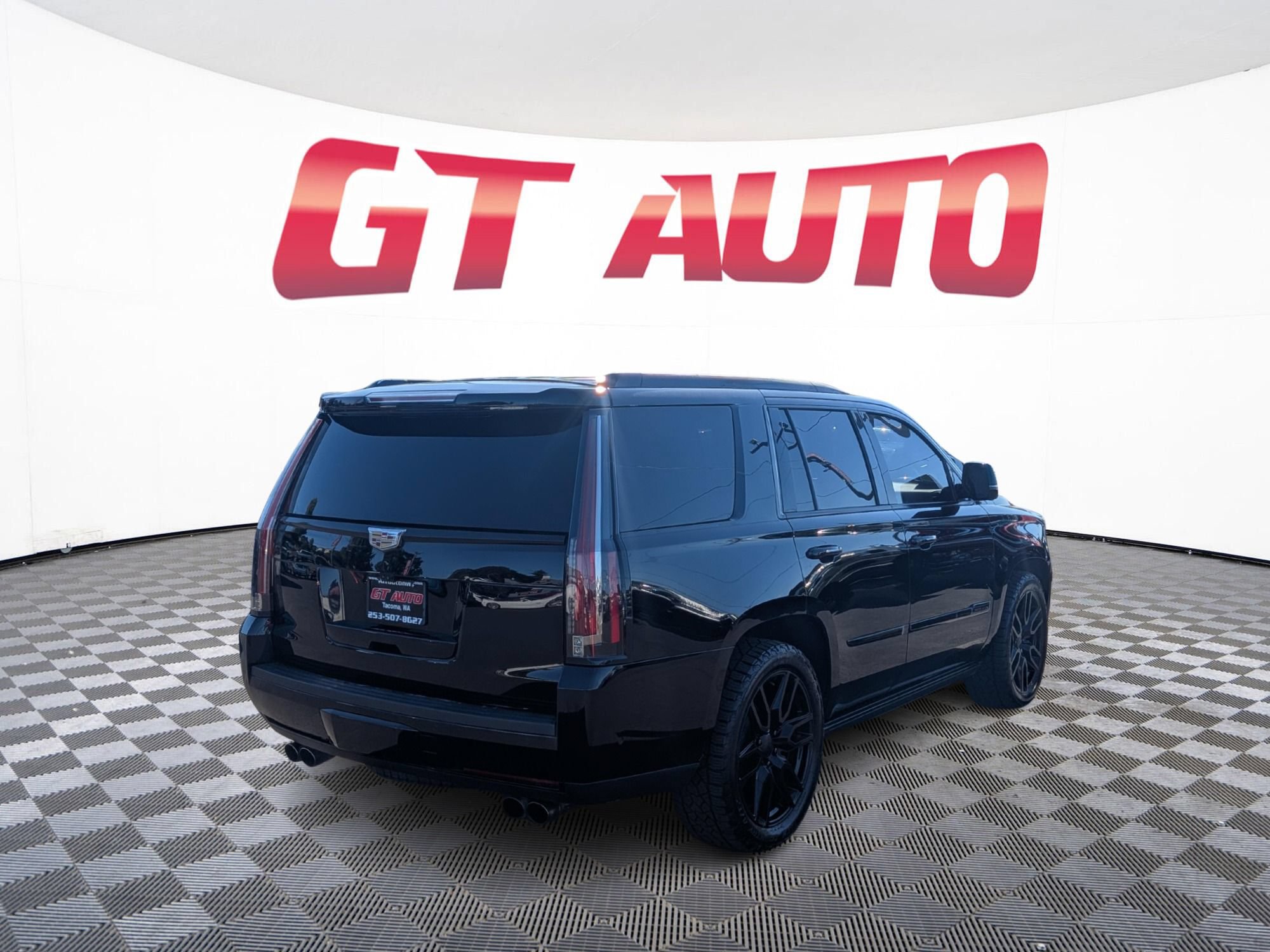 Used 2019 Cadillac Escalade Platinum 4WD Platinum