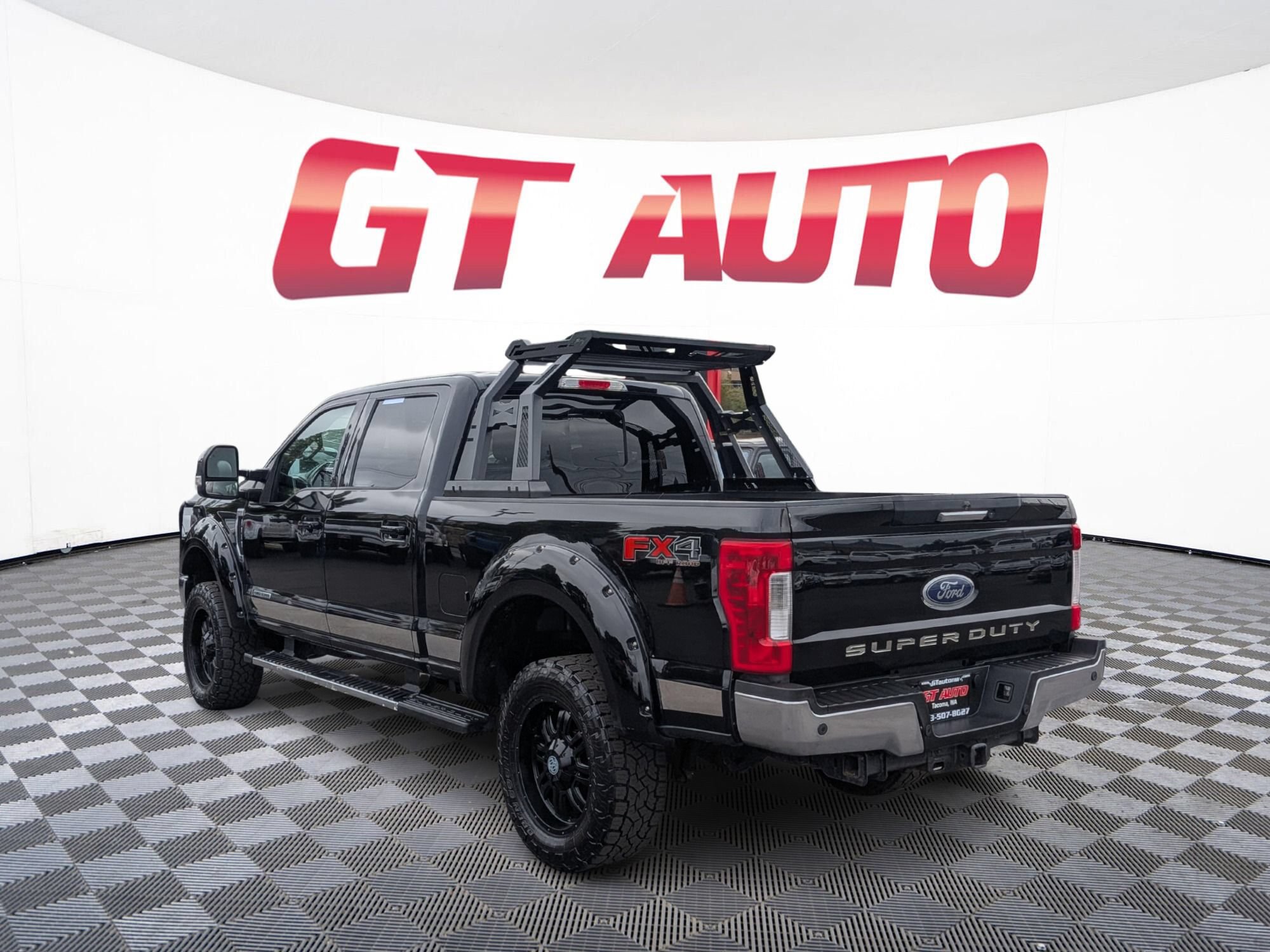 Used 2018 Ford Super Duty F-350 SRW LARIAT