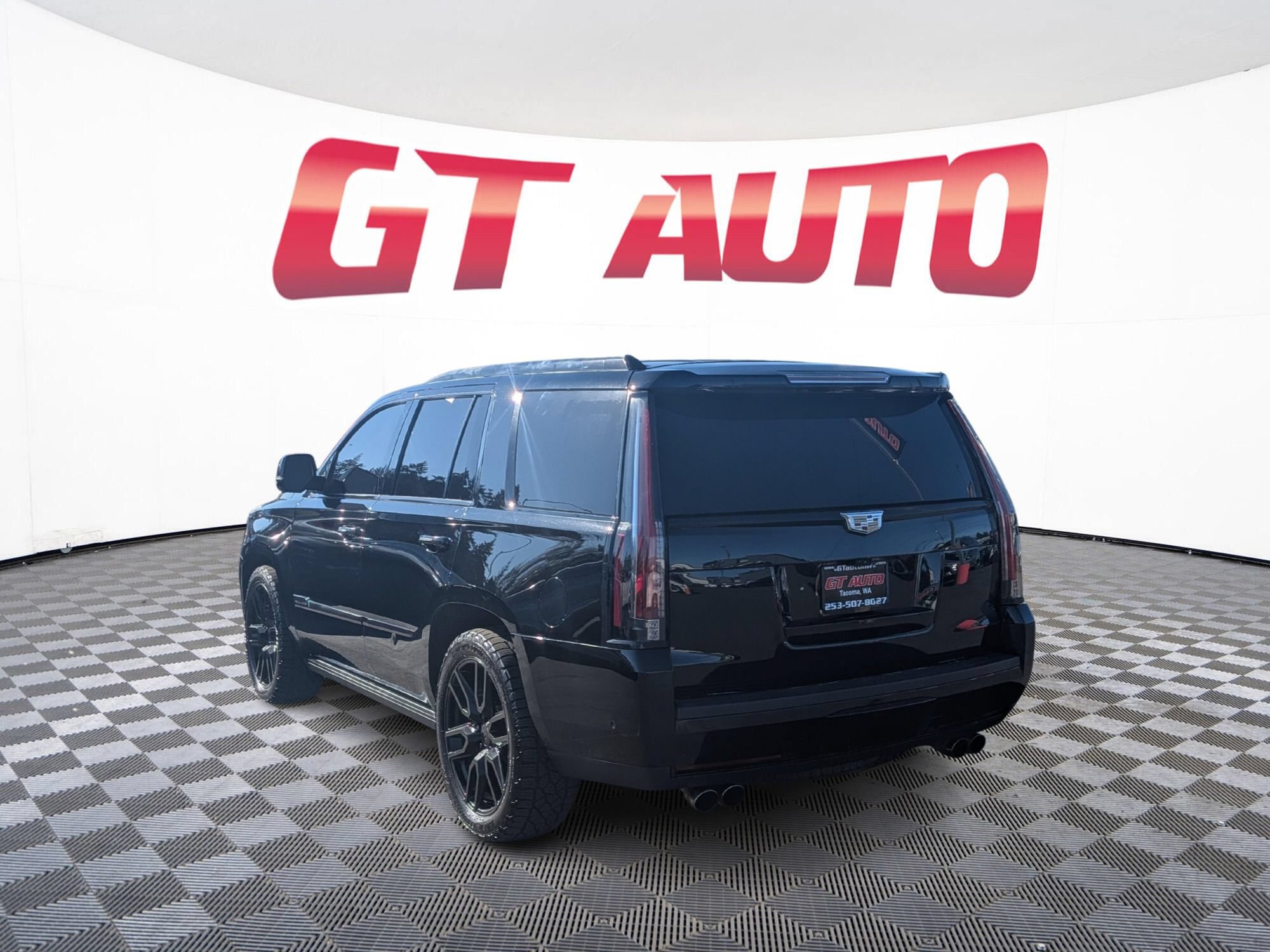 Used 2019 Cadillac Escalade Platinum 4WD Platinum