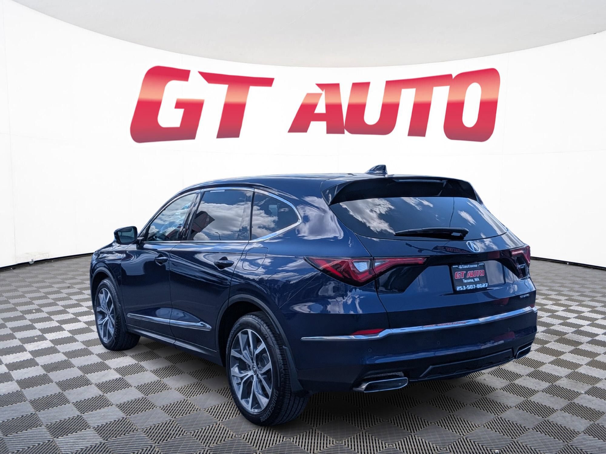 Used 2023 Acura MDX w/Technology Package SH-AWD w/Technology Package