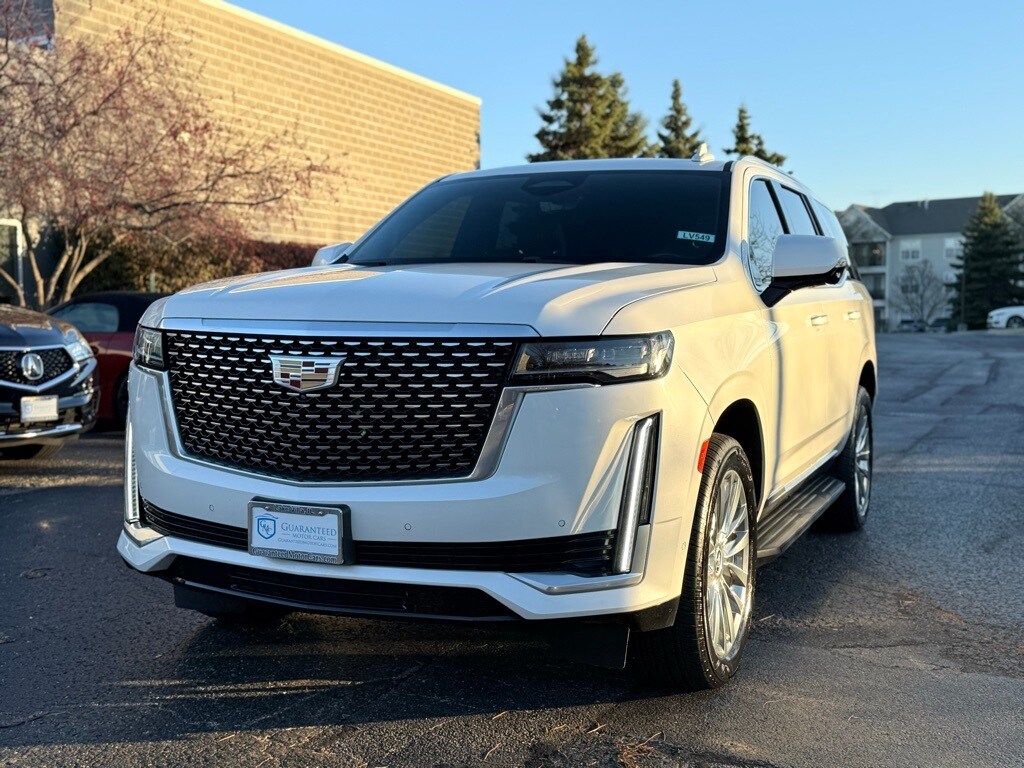 2021 Cadillac Escalade Premium Luxury photo 3