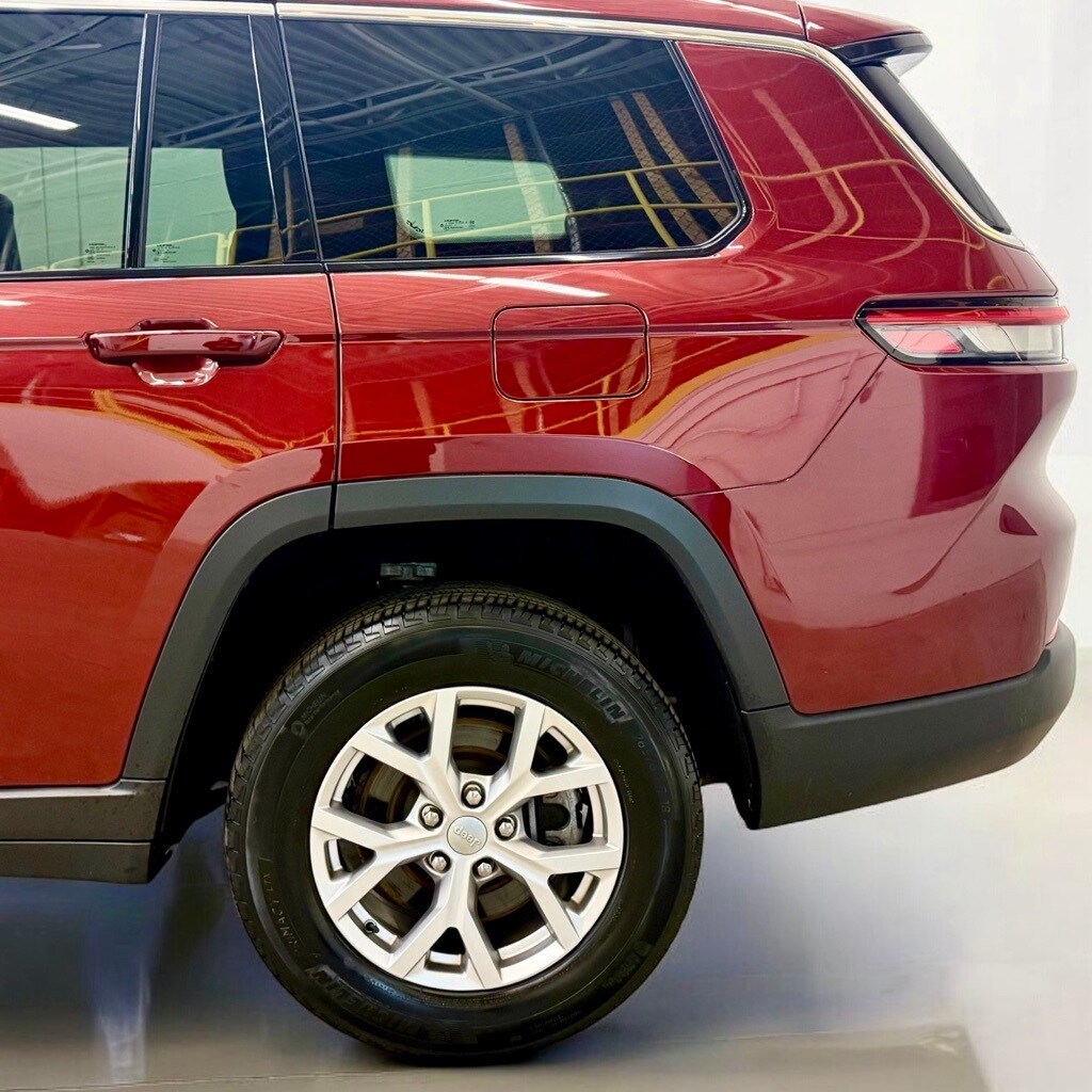 2021 Jeep Grand Cherokee Limited photo 4