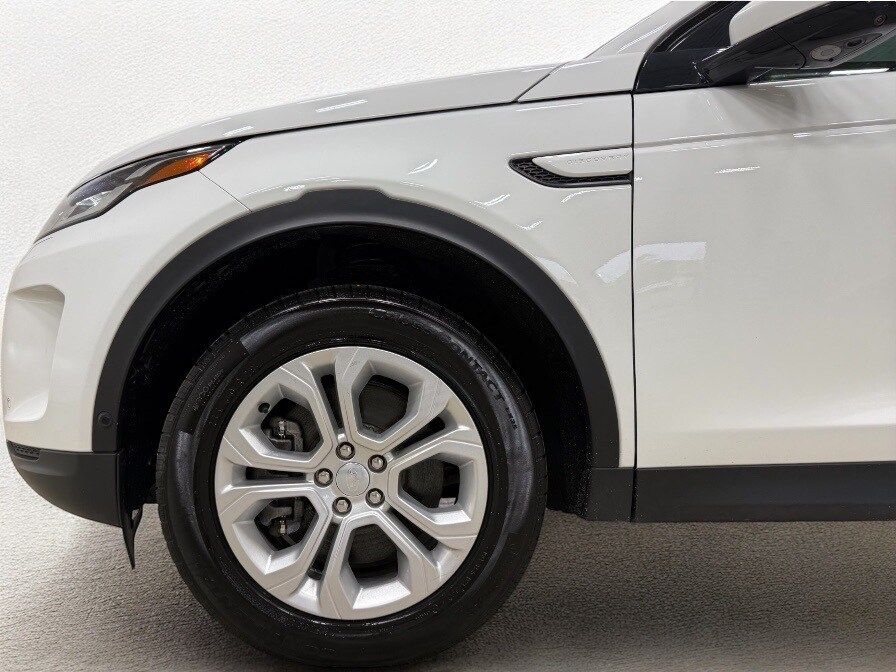 2021 Land Rover Discovery Sport S photo 2