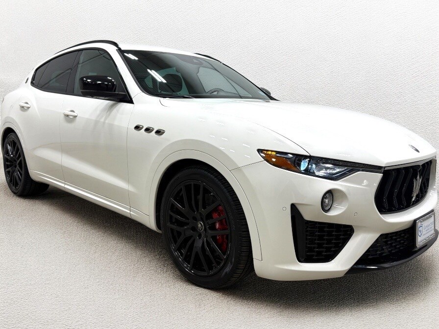 2021 Maserati Levante S photo 4