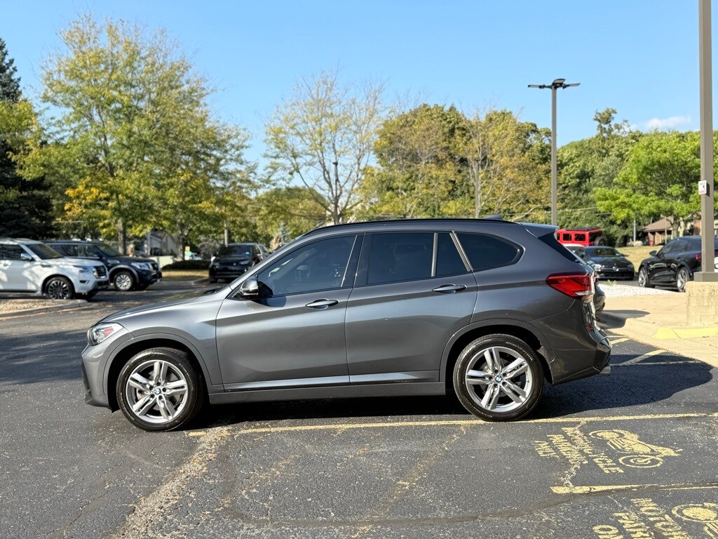 2021 Bmw X1 XDrive28i photo 2